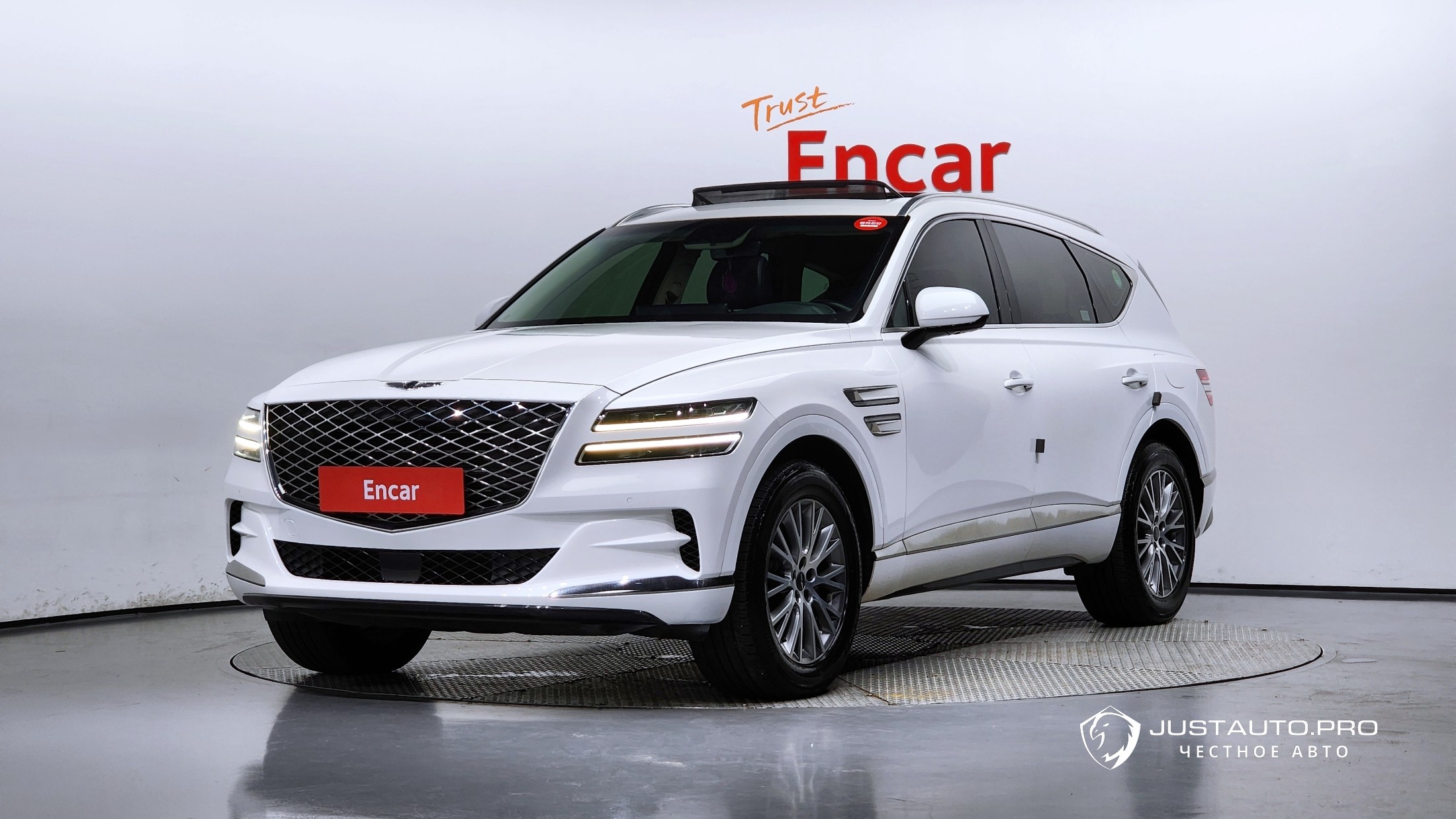 Автомобиль Genesis GV80