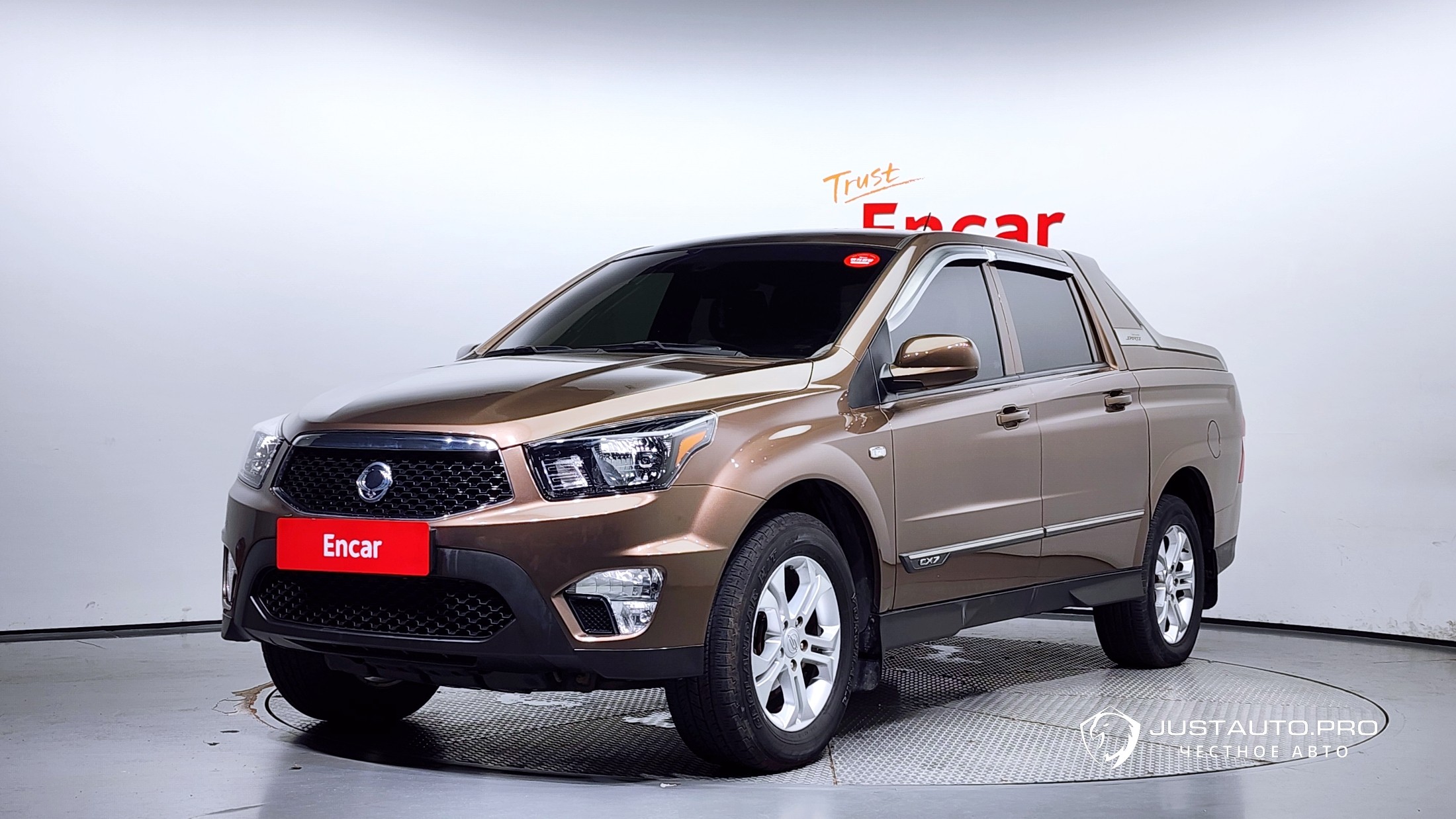 Автомобиль KG_Mobility_Ssangyong KORANDO