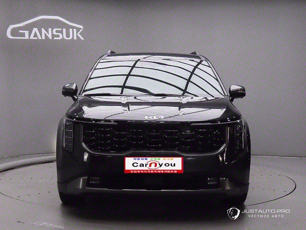 Автомобиль Kia Canival