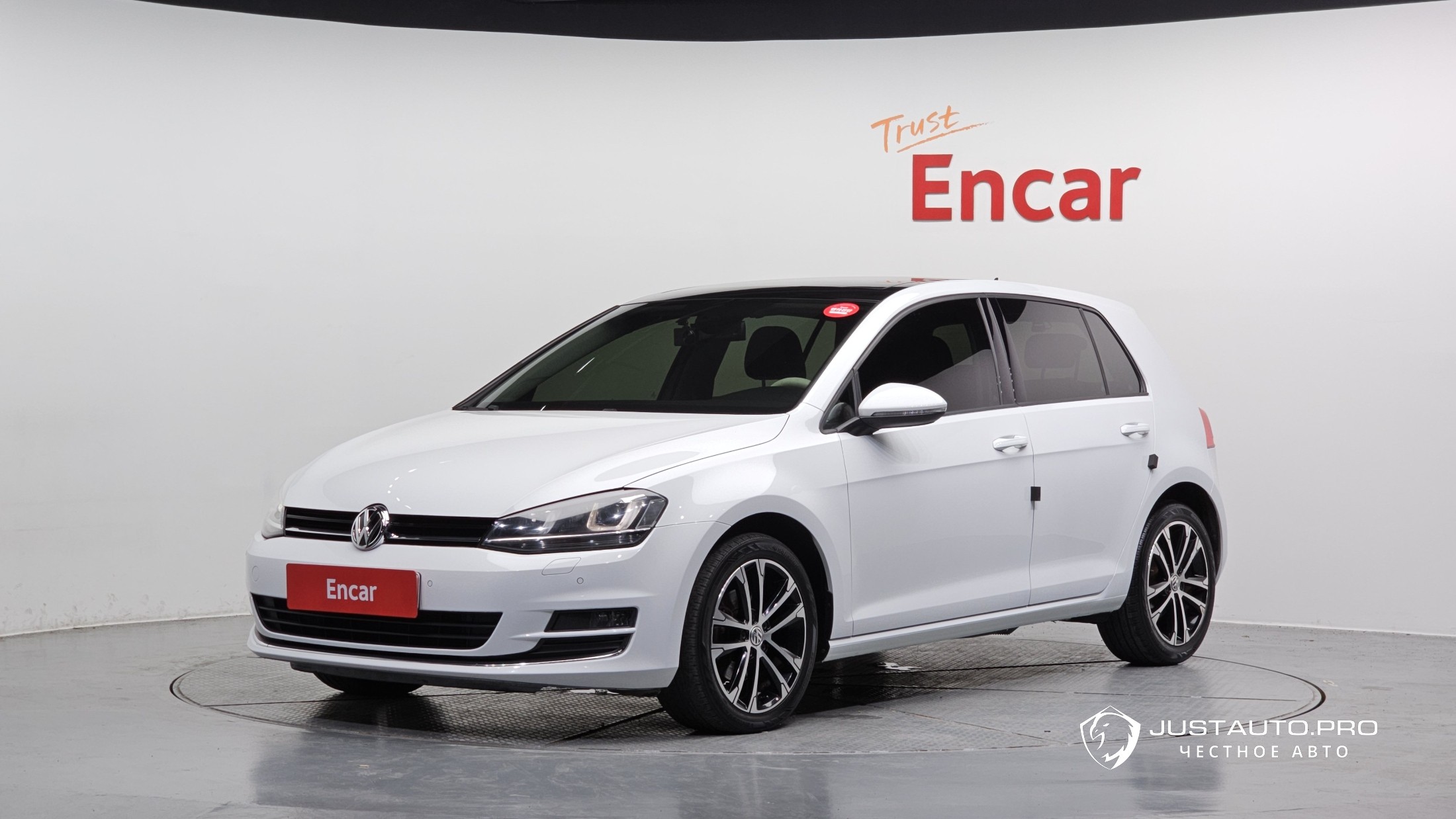 Автомобиль Volkswagen Golf