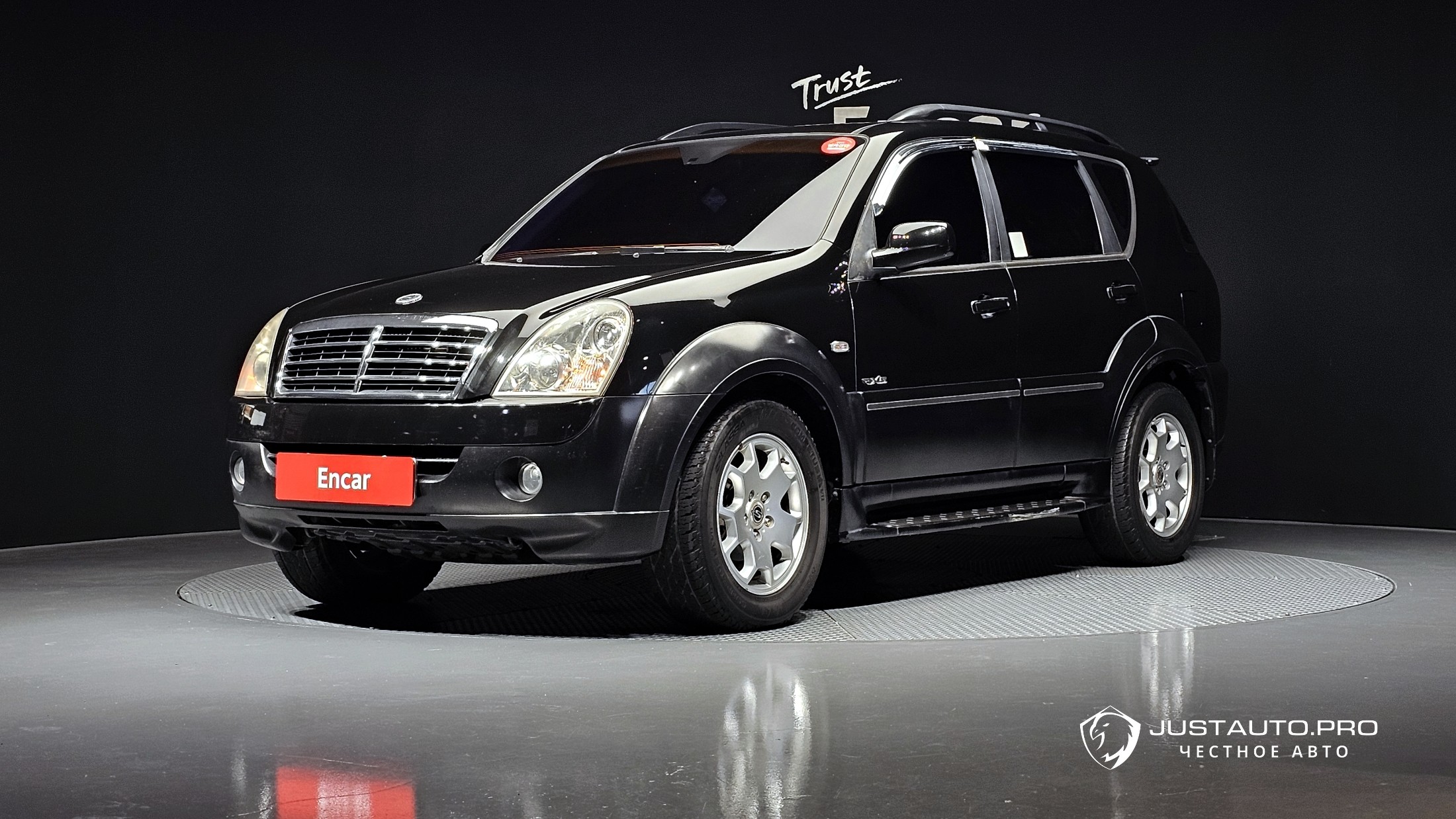 Автомобиль KG_Mobility_Ssangyong Rexton