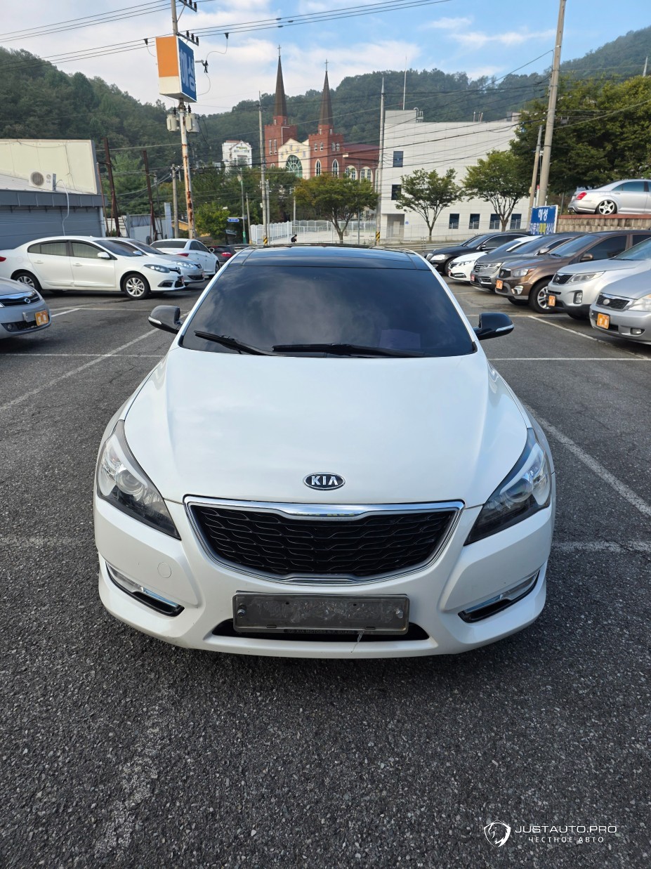 Автомобиль Kia K7