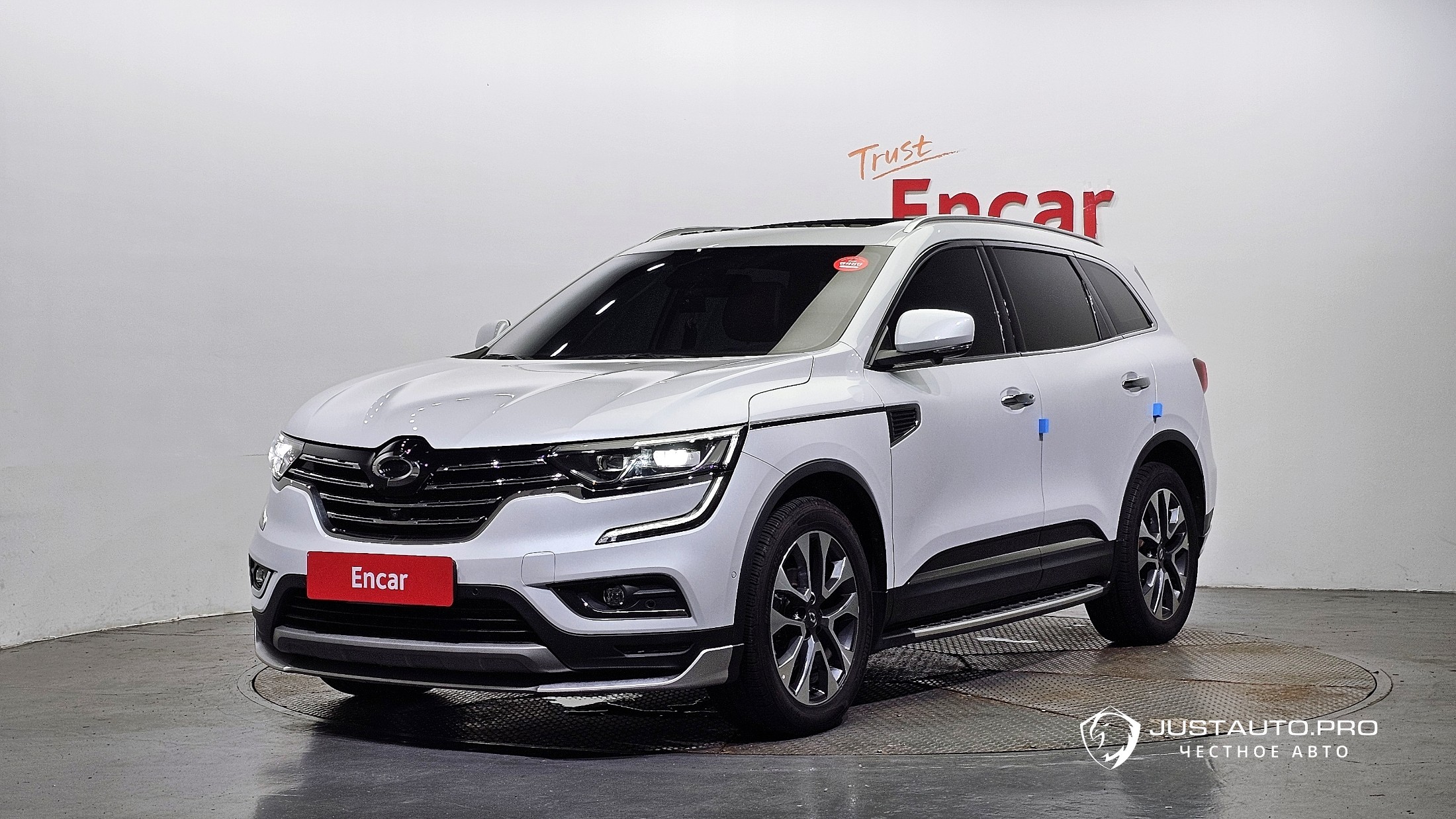 Автомобиль Renault-KoreaSamsung QM6