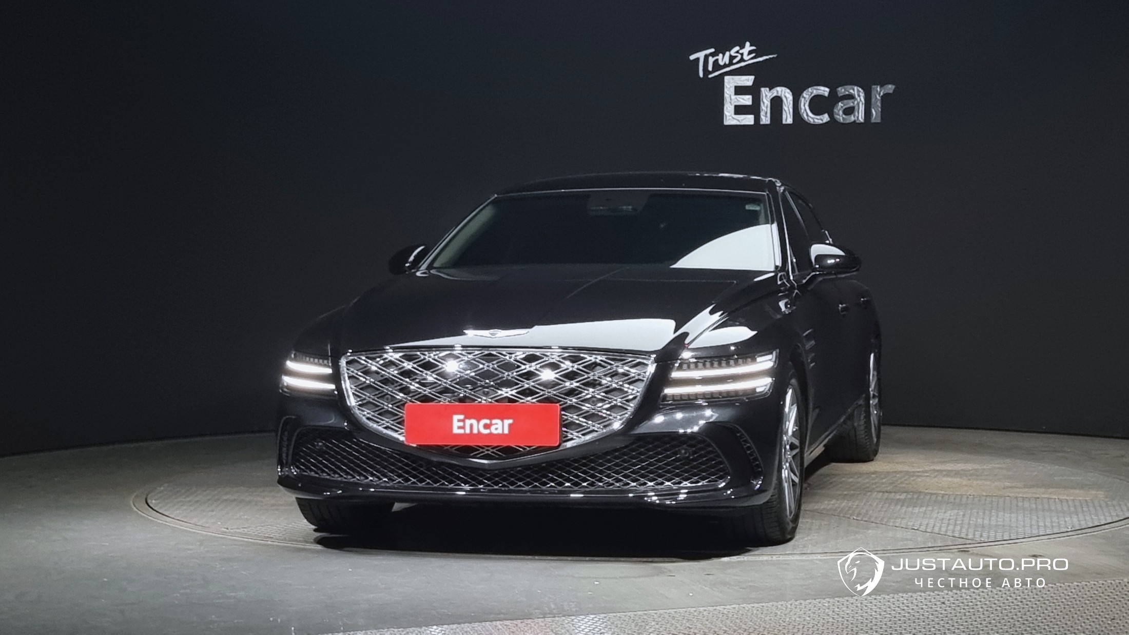 Автомобиль Genesis G80