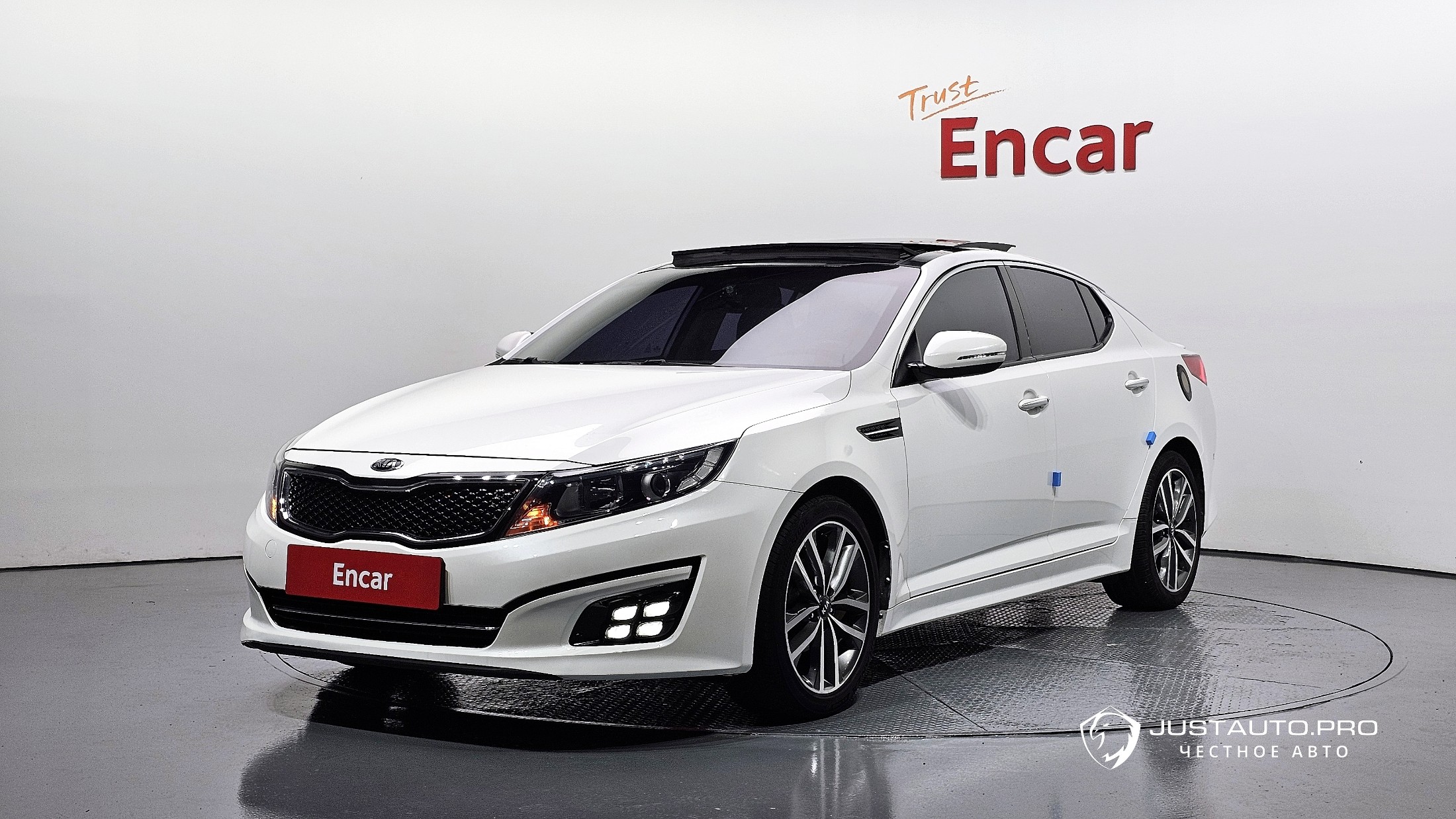 Автомобиль Kia K5