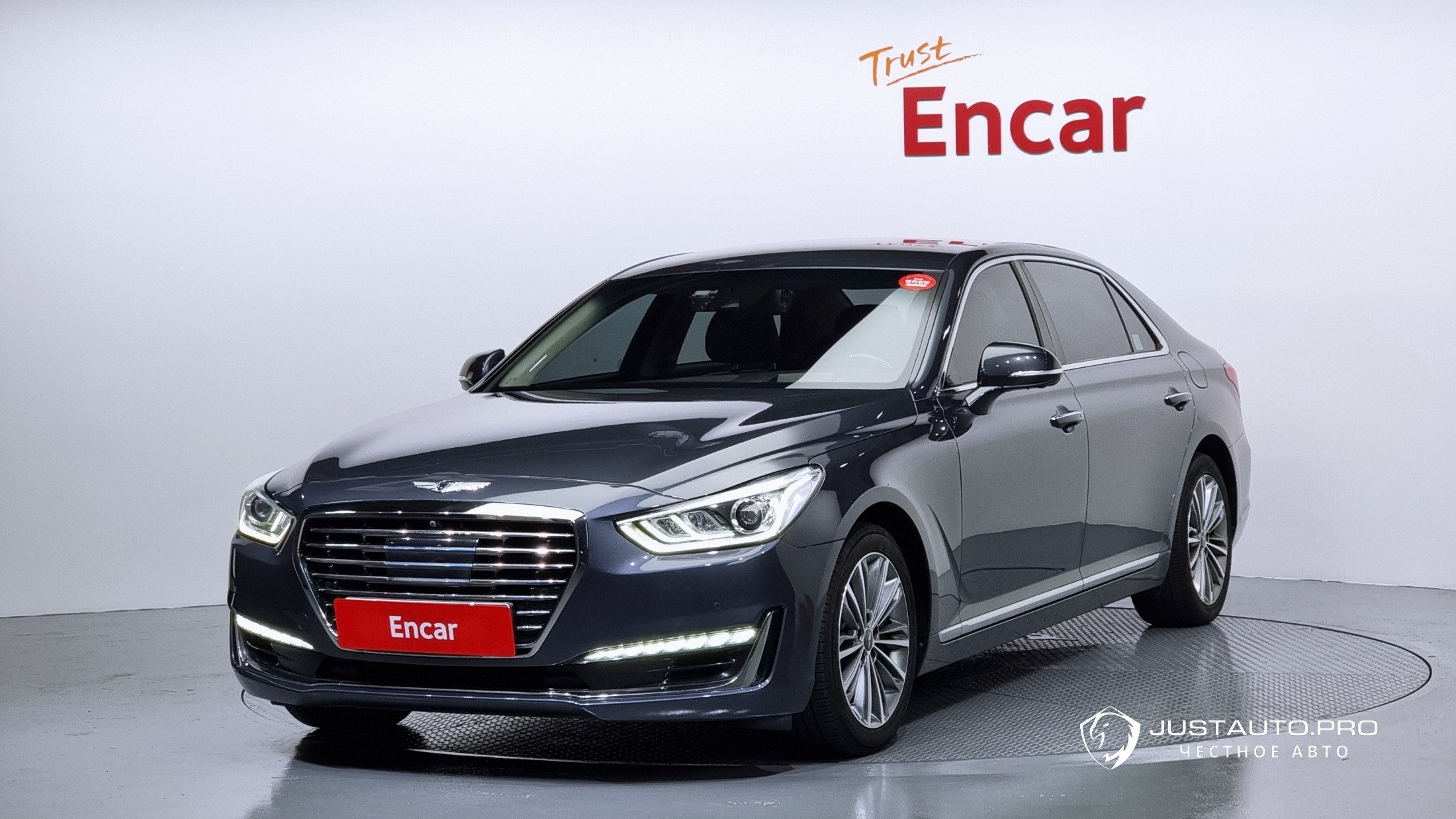 Автомобиль Genesis EQ900