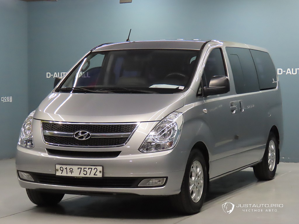 Автомобиль Hyundai Starex