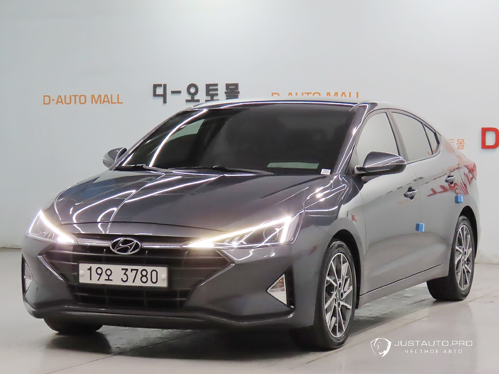 Автомобиль Hyundai AVANTE