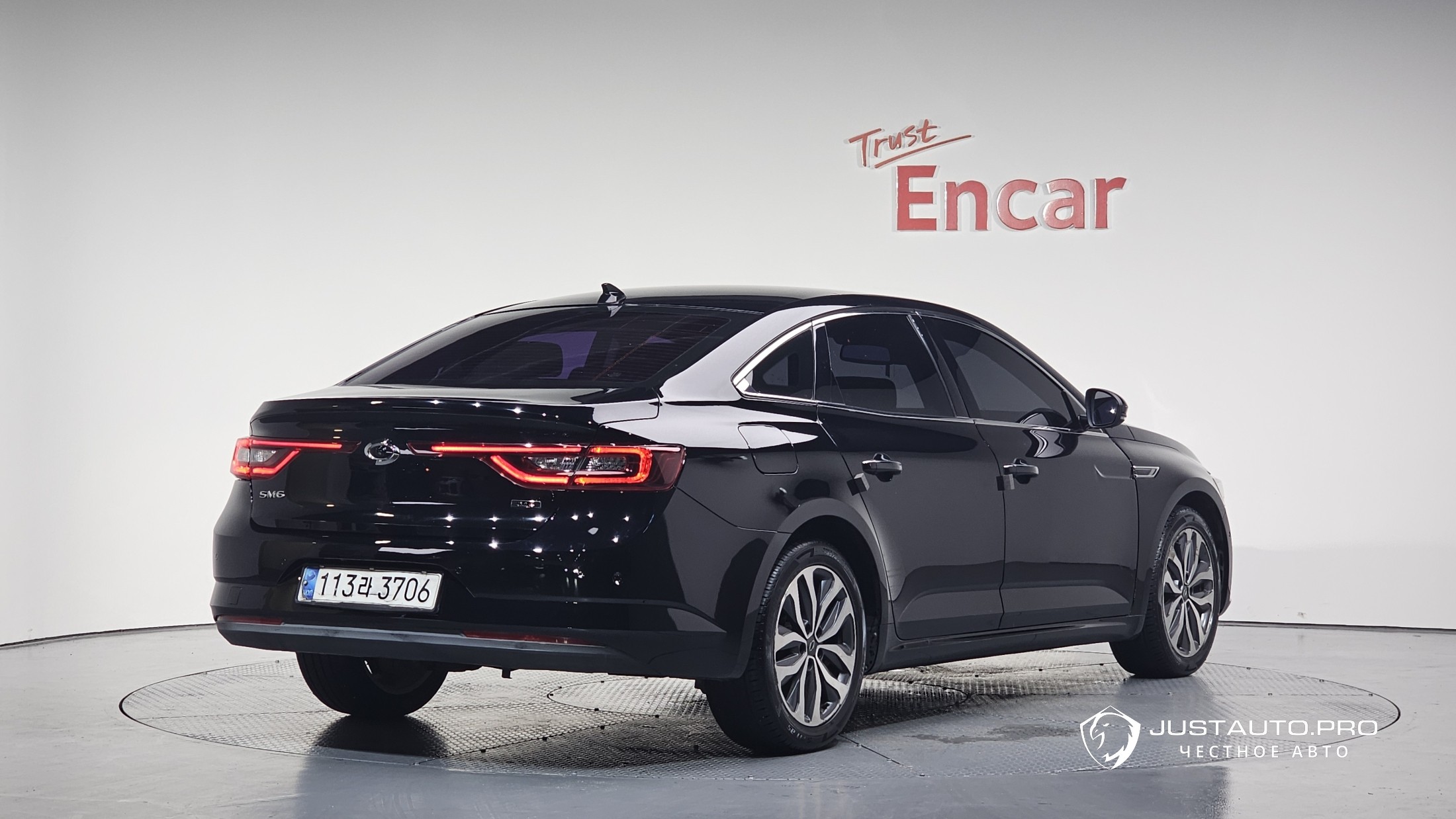 Автомобиль Renault-KoreaSamsung SM6