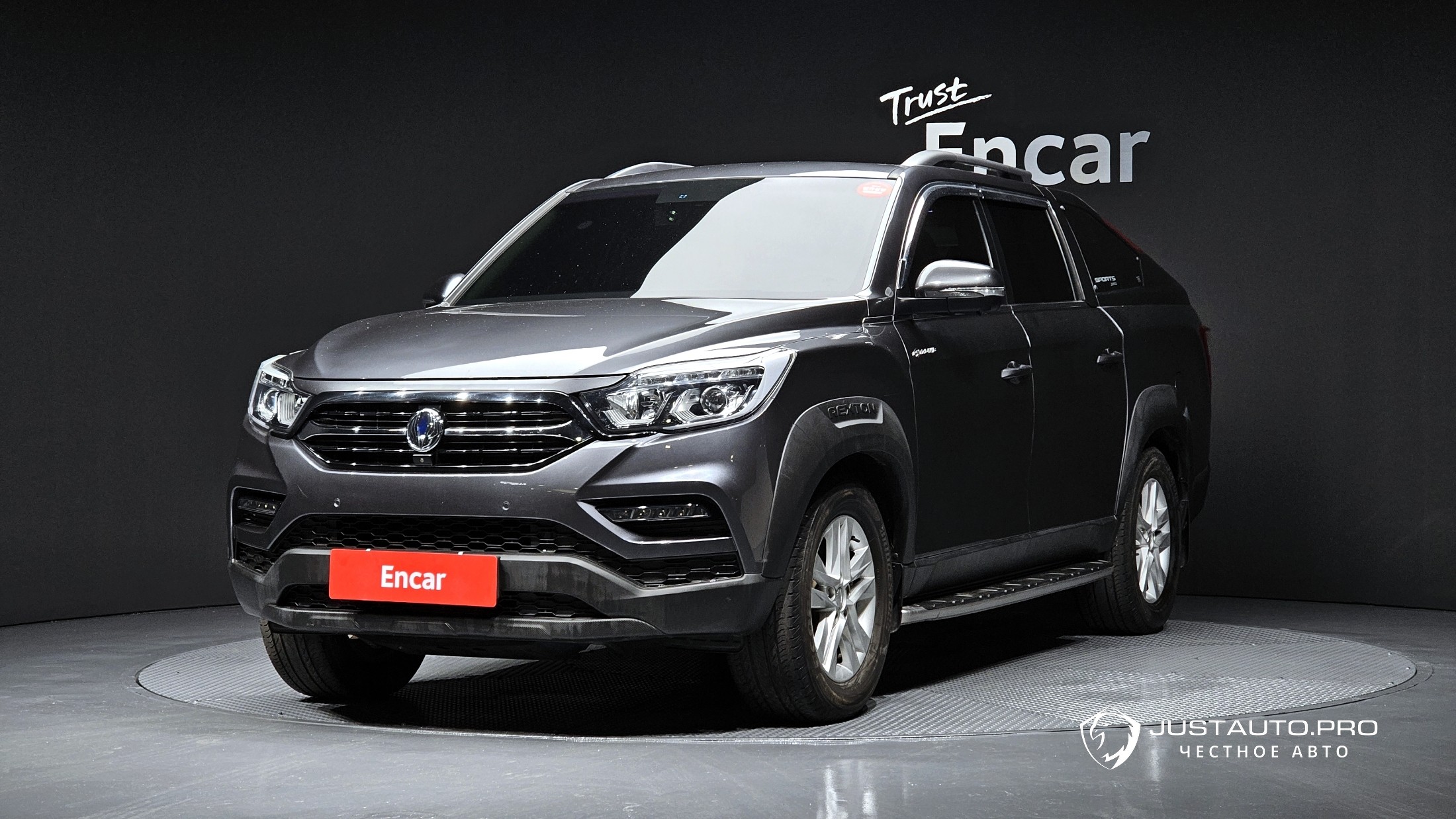 Автомобиль KG_Mobility_Ssangyong Rexton