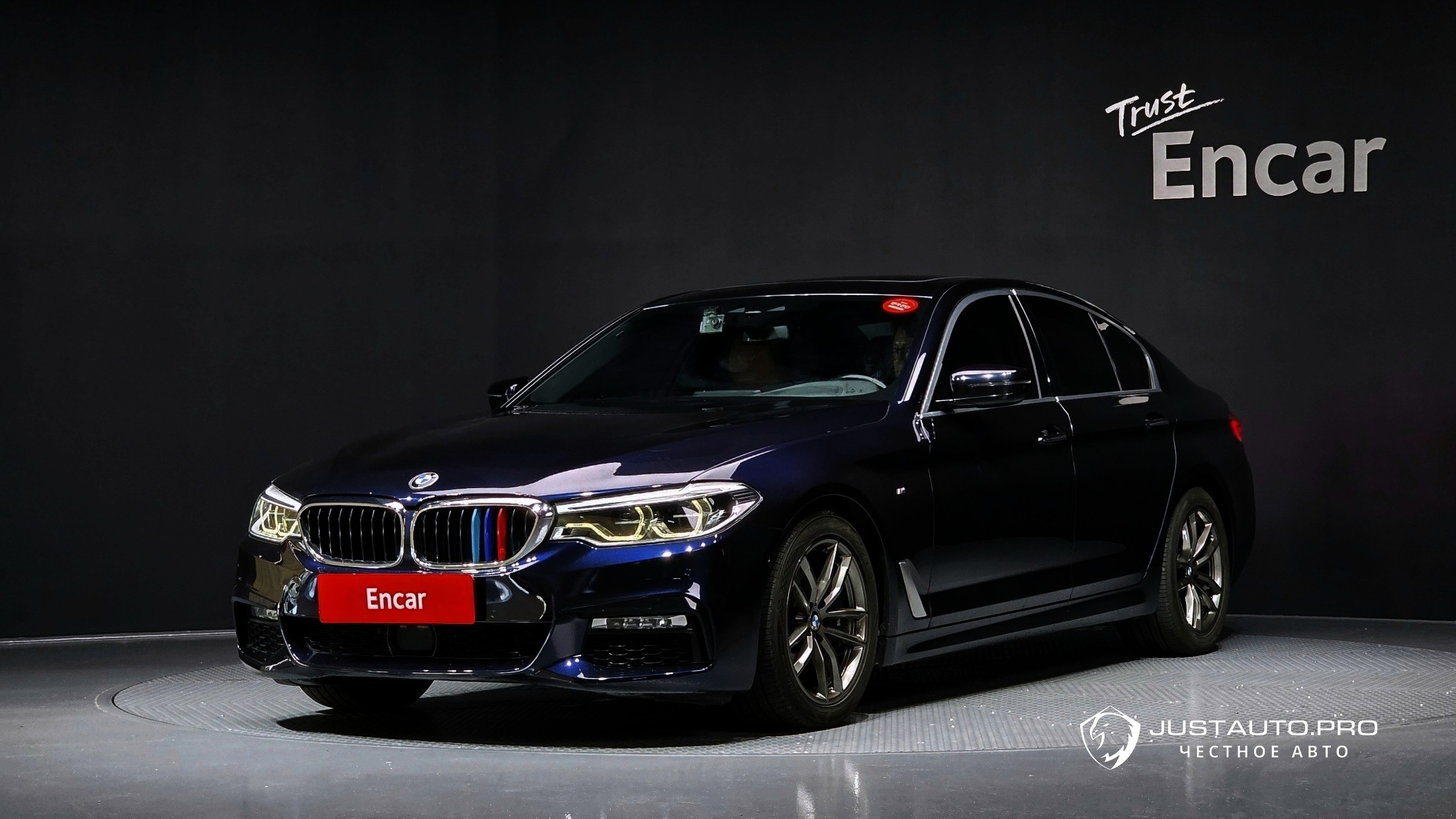 Автомобиль BMW 5-Series