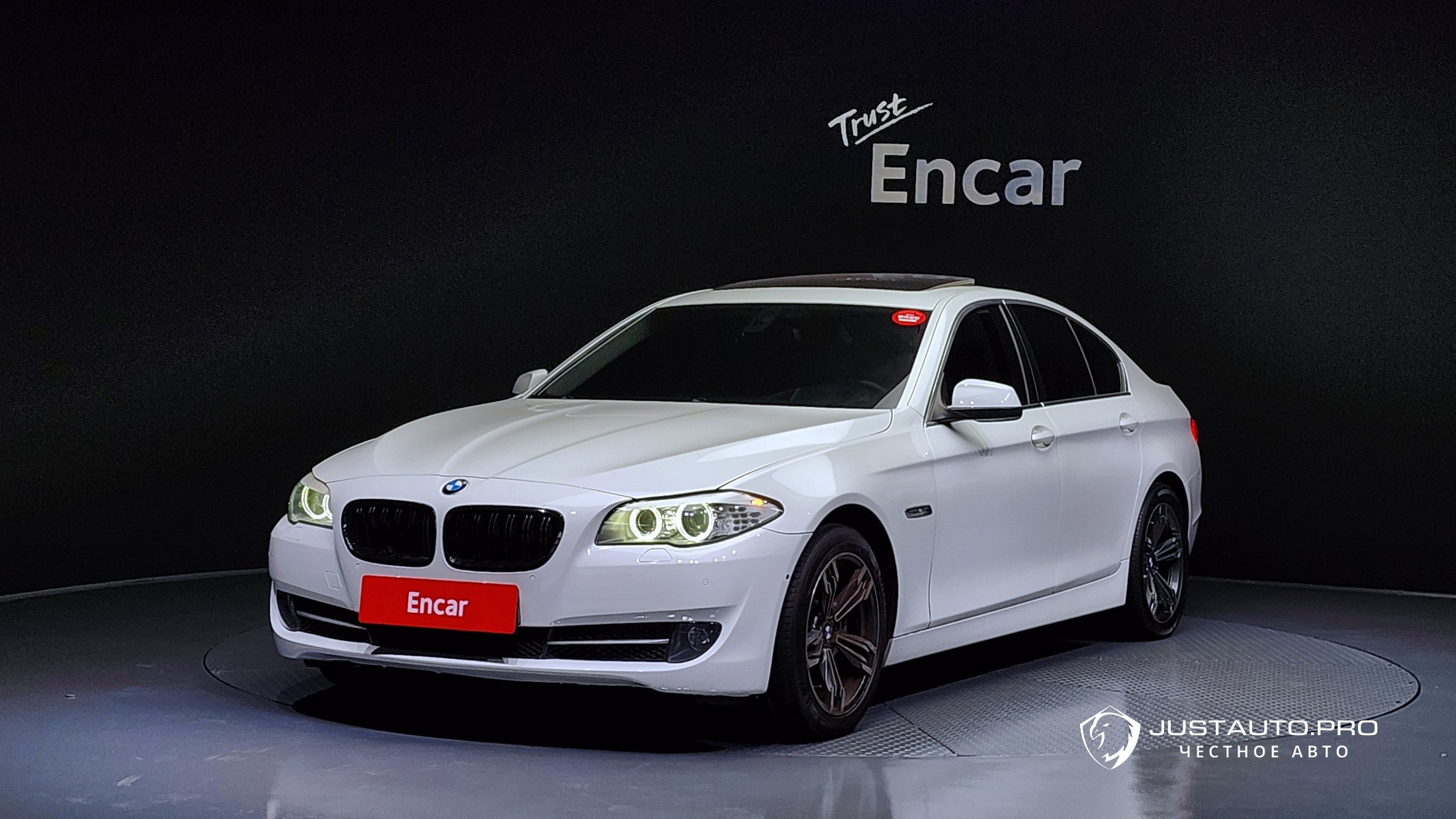 Автомобиль BMW 5-Series