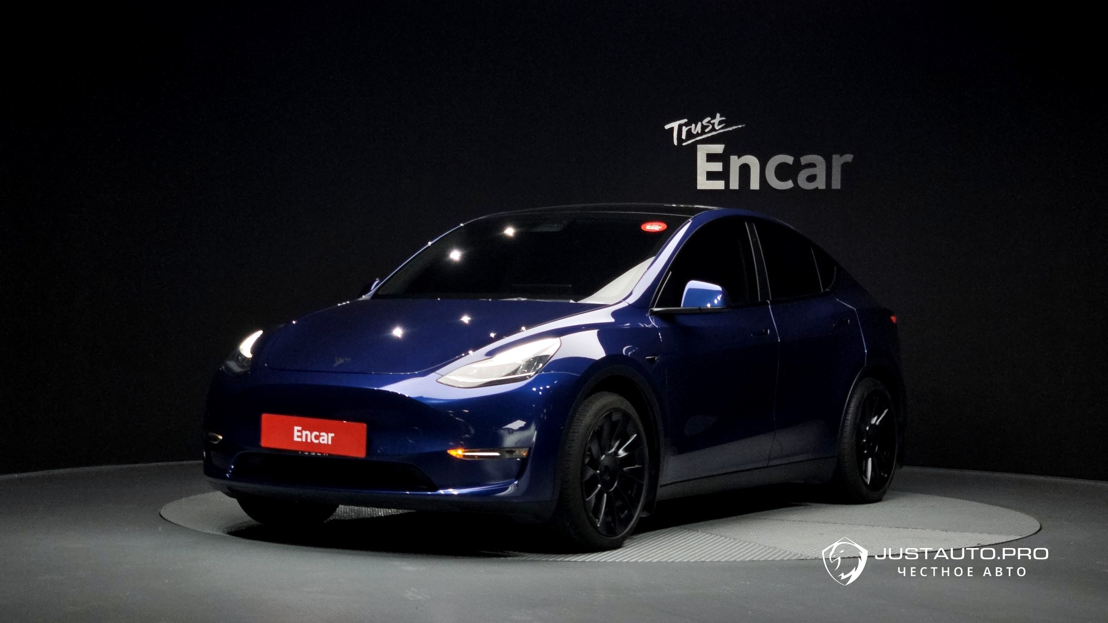 Автомобиль Tesla Model Y
