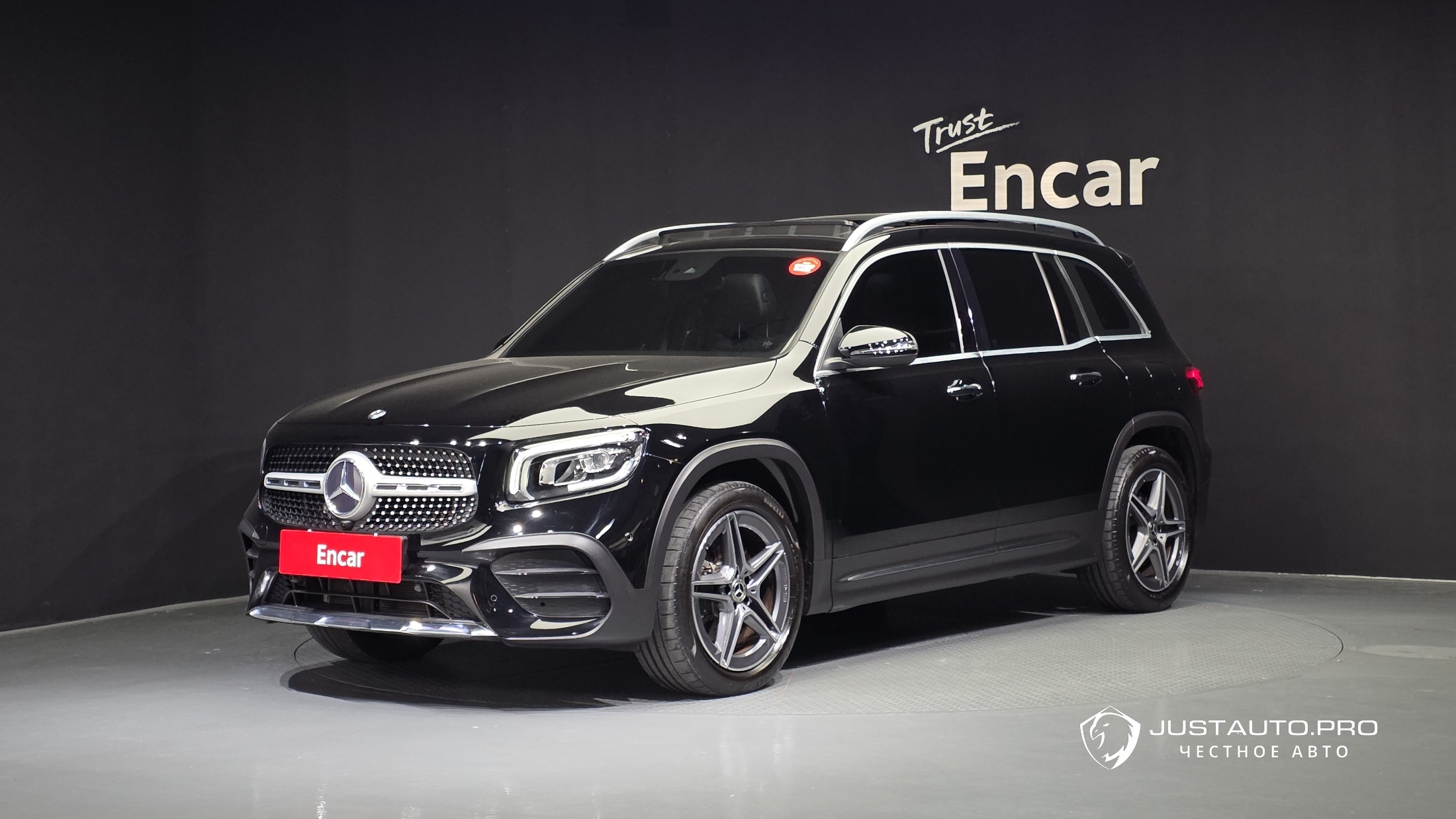 Автомобиль Mercedes-Benz GLB-Class