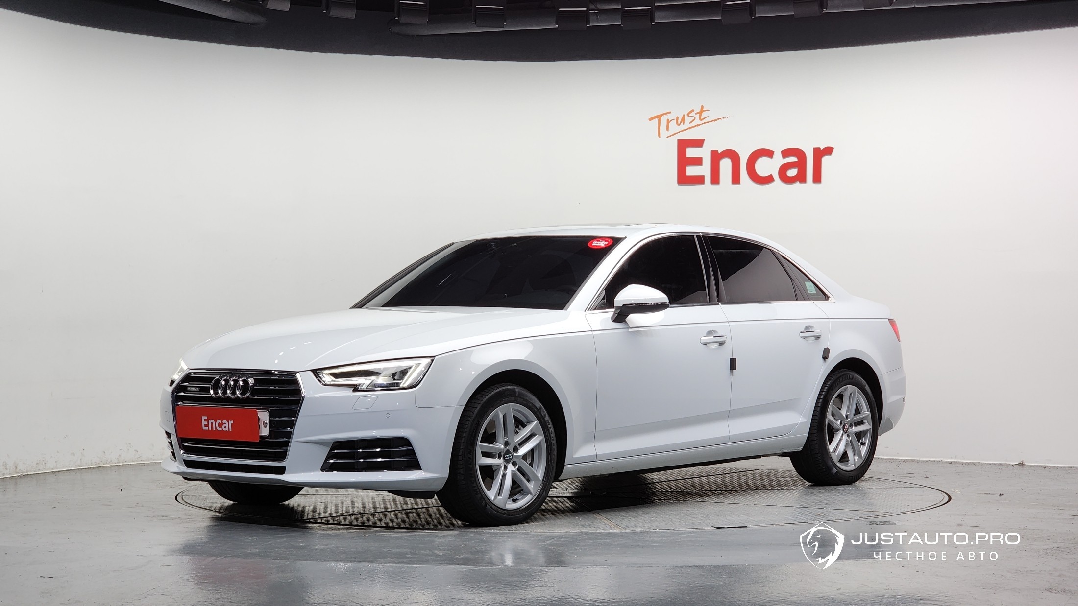 Автомобиль Audi A4