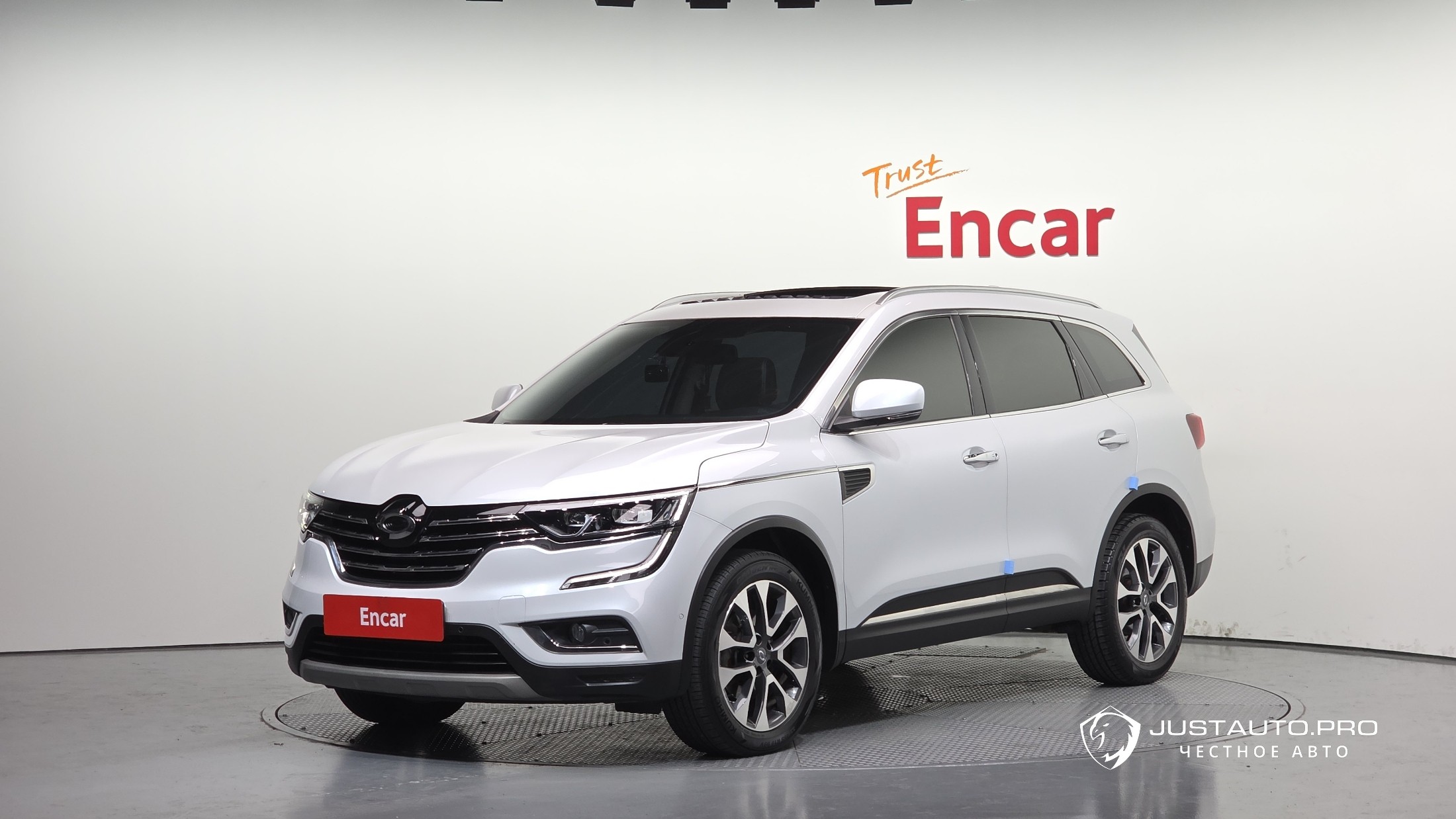 Автомобиль Renault-KoreaSamsung QM6