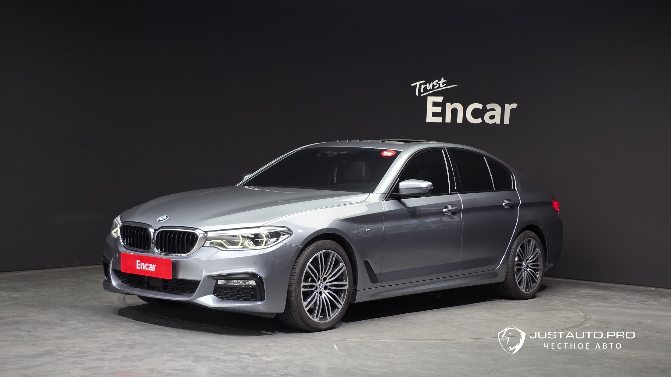 Автомобиль BMW 5-Series