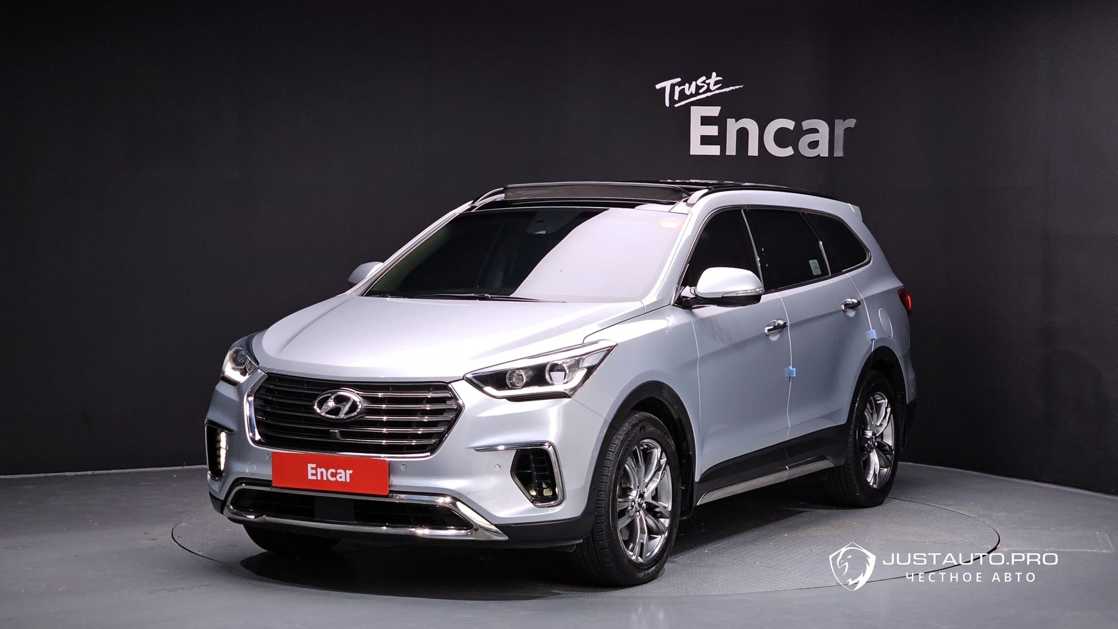 Автомобиль Hyundai Maxcruz