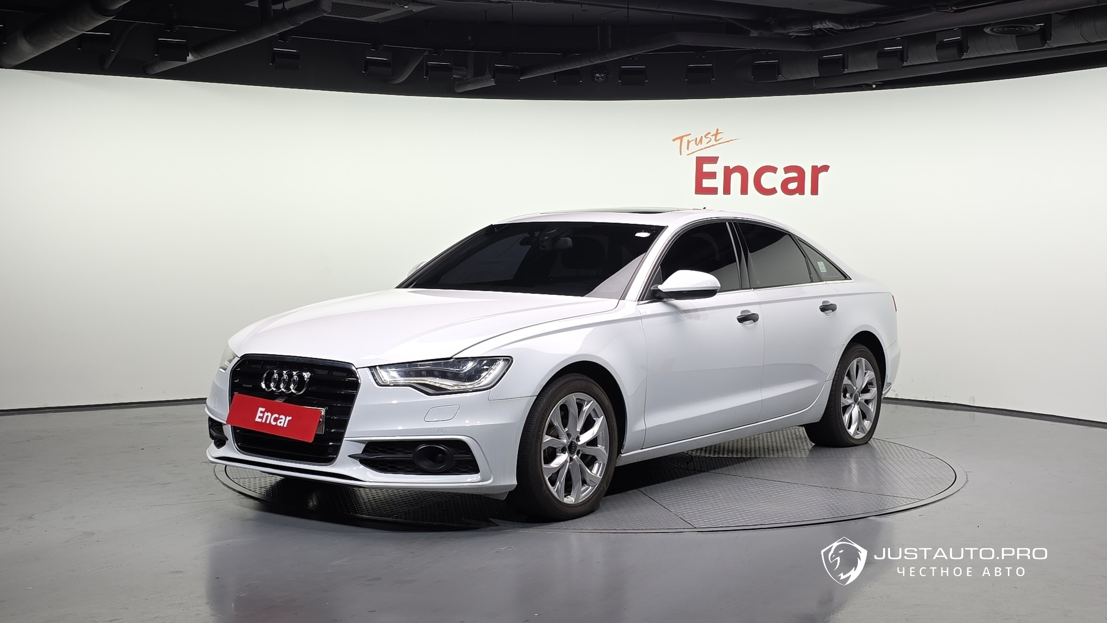 Автомобиль Audi A6