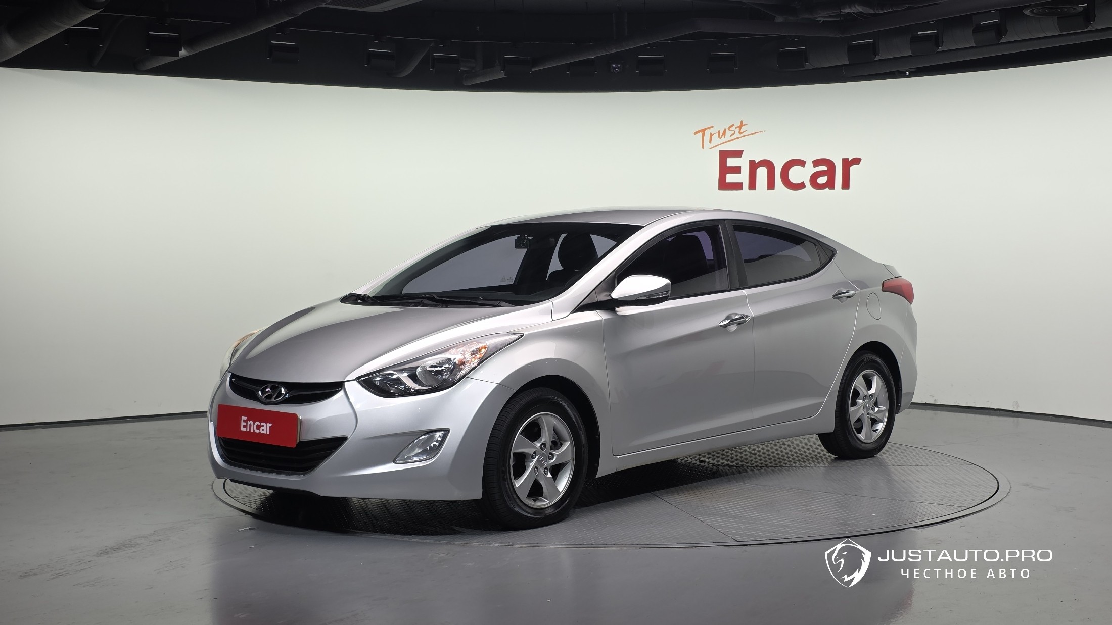 Автомобиль Hyundai AVANTE