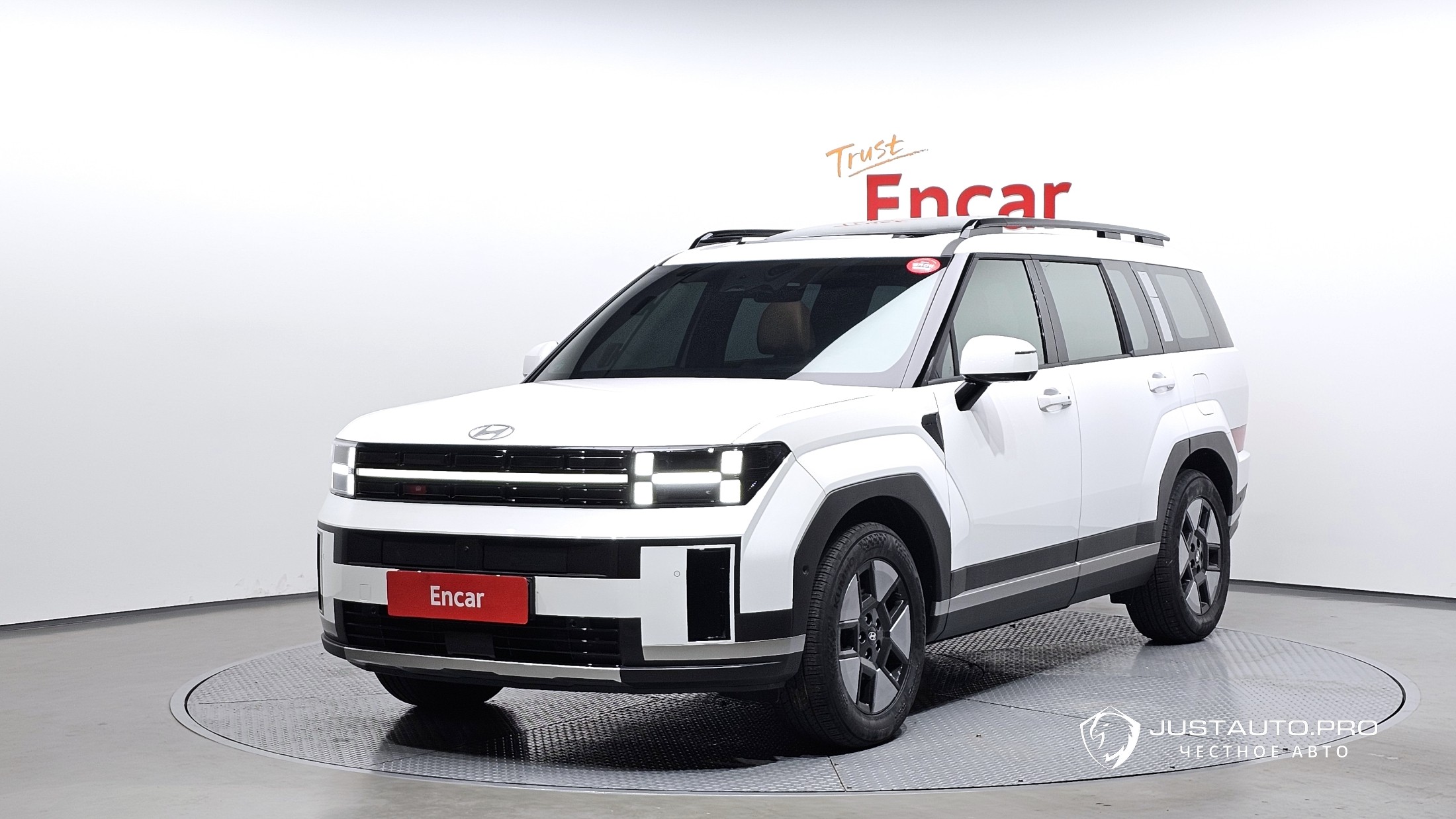 Автомобиль Hyundai Santafe