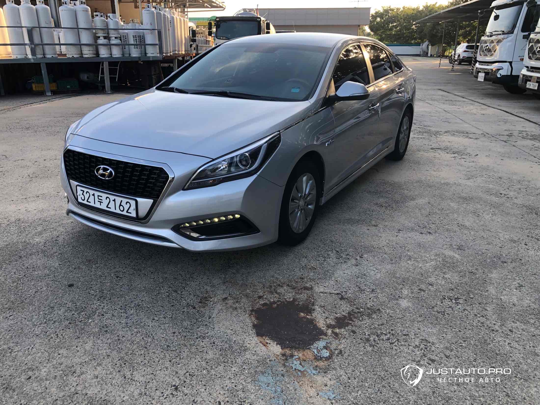 Автомобиль Hyundai Sonata