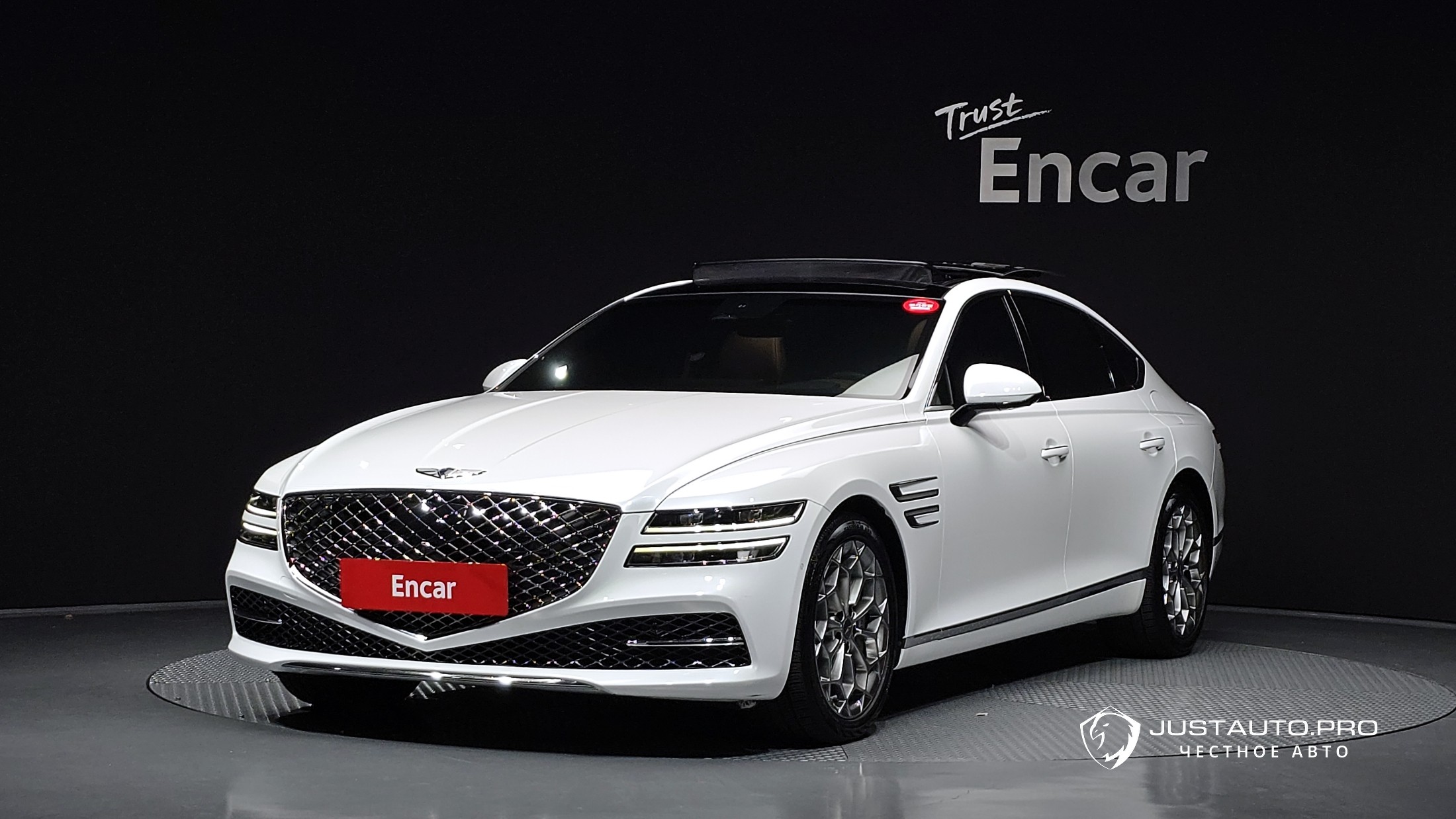 Автомобиль Genesis G80