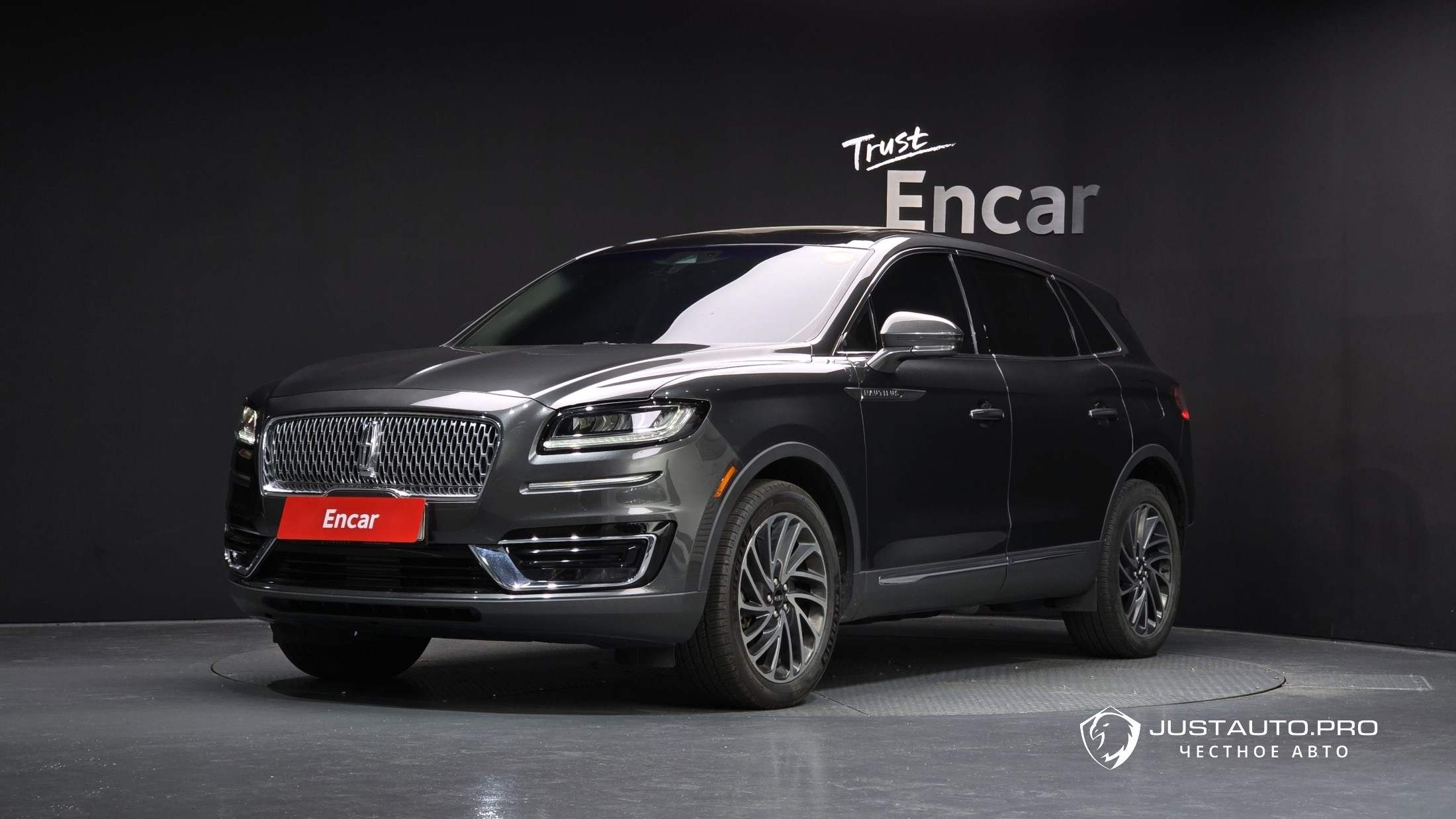 Автомобиль Lincoln Nautilus