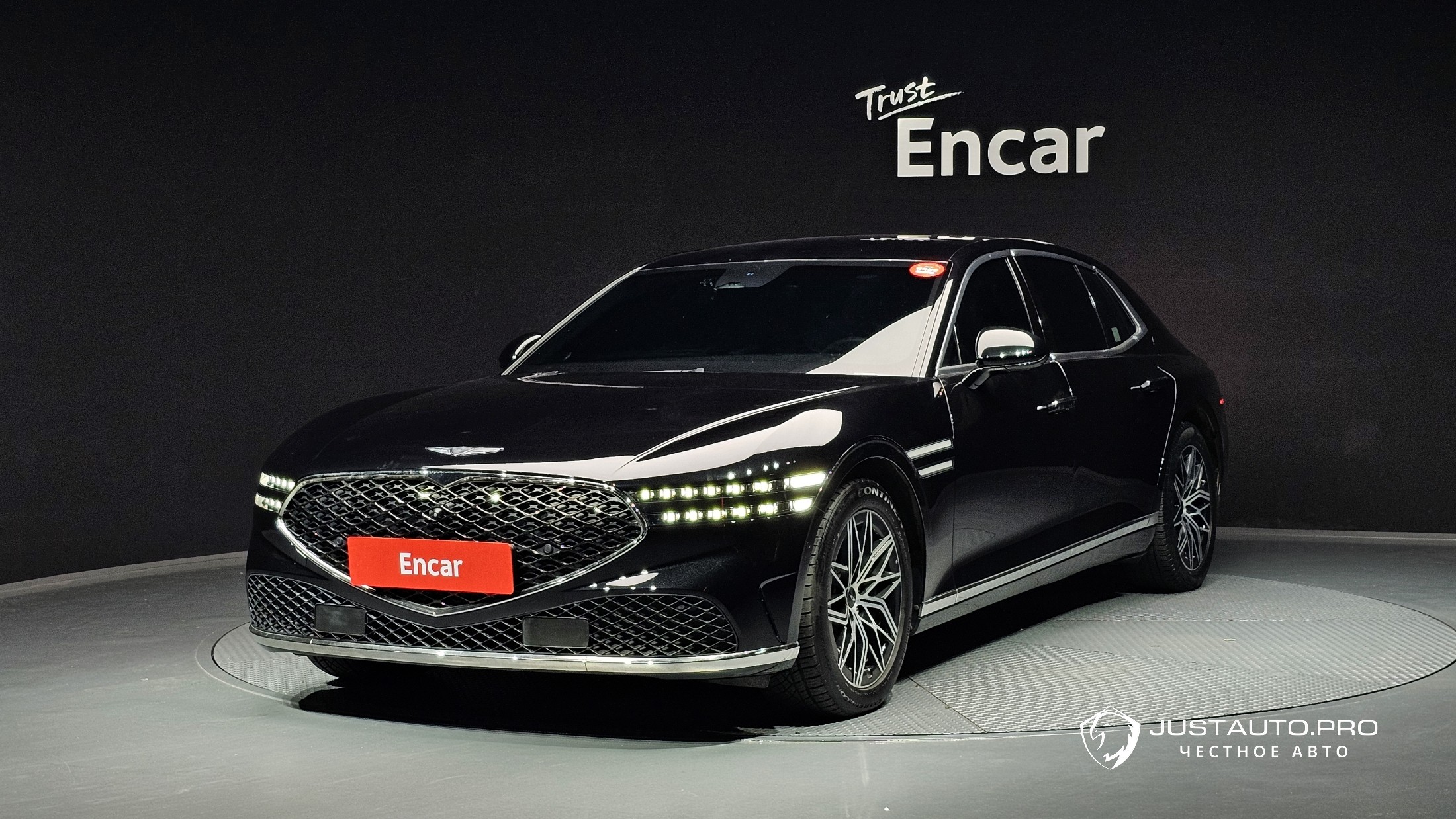 Автомобиль Genesis G90