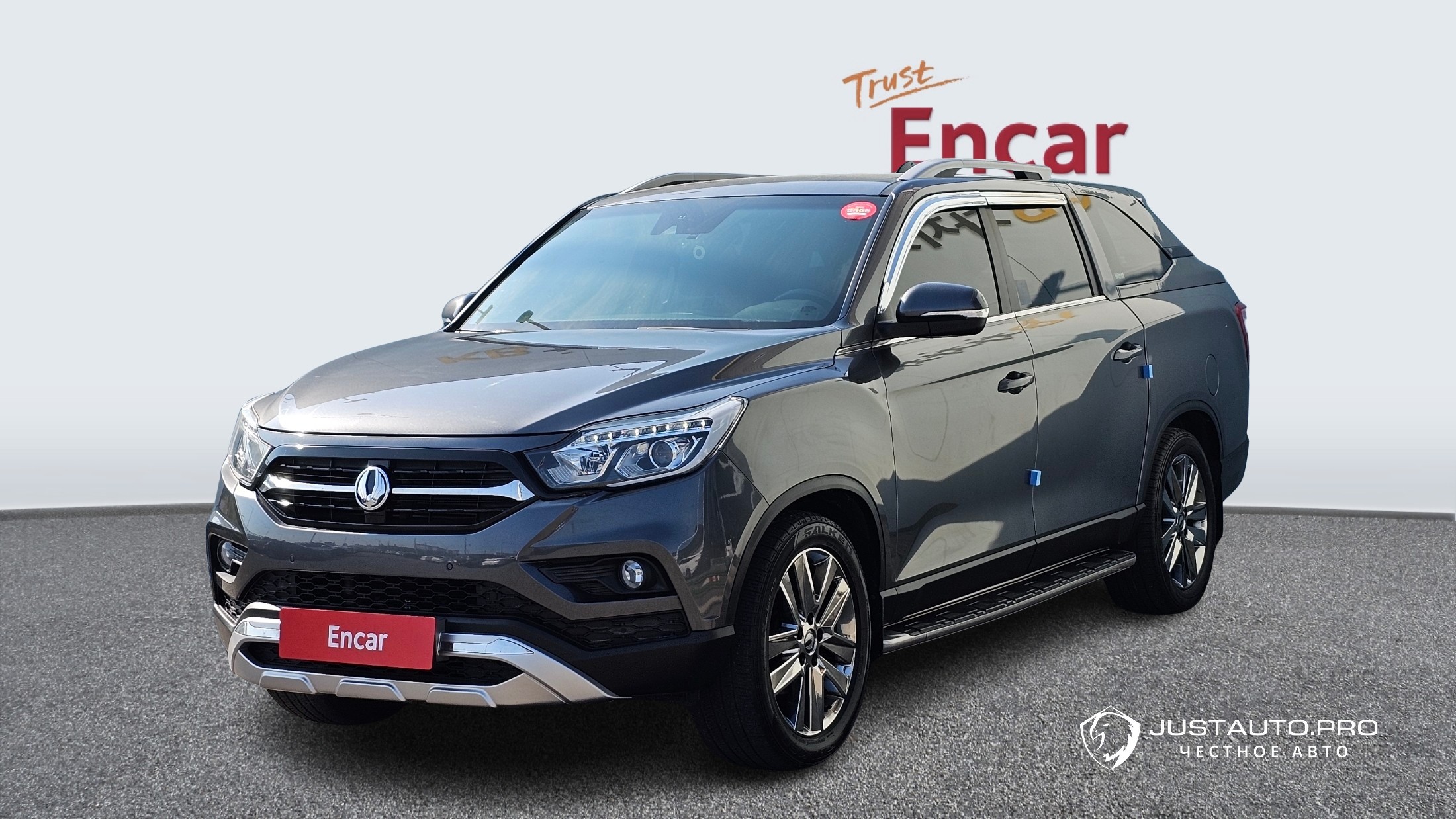 Автомобиль KG_Mobility_Ssangyong Rexton