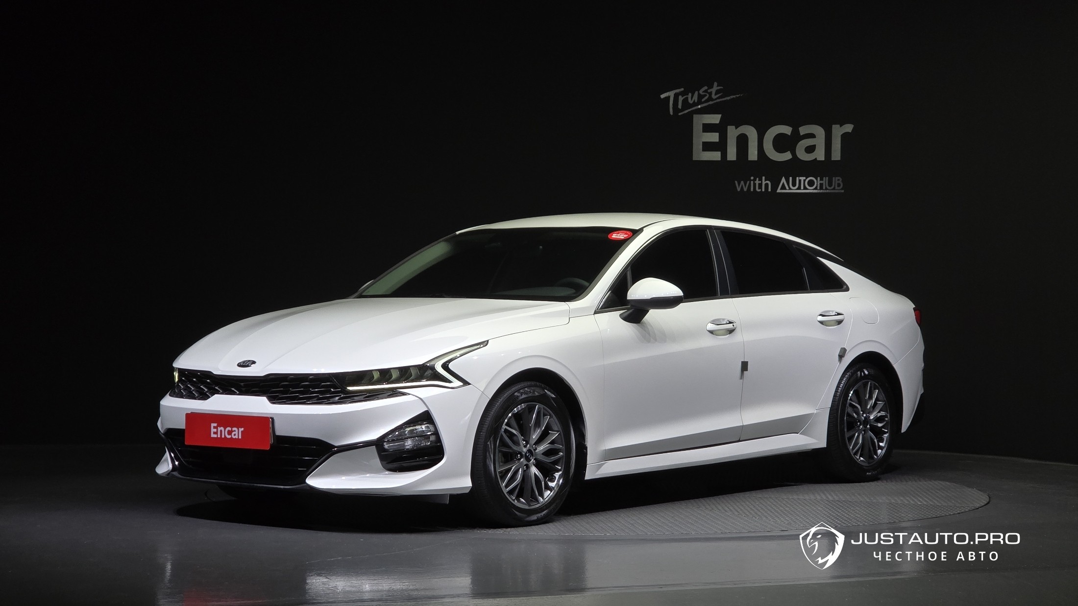 Автомобиль Kia K5