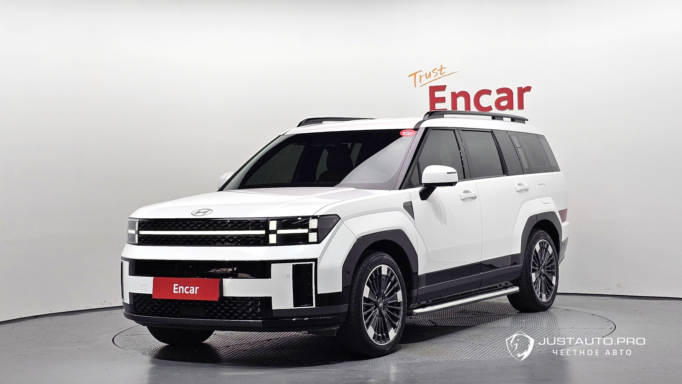 Автомобиль Hyundai Santafe