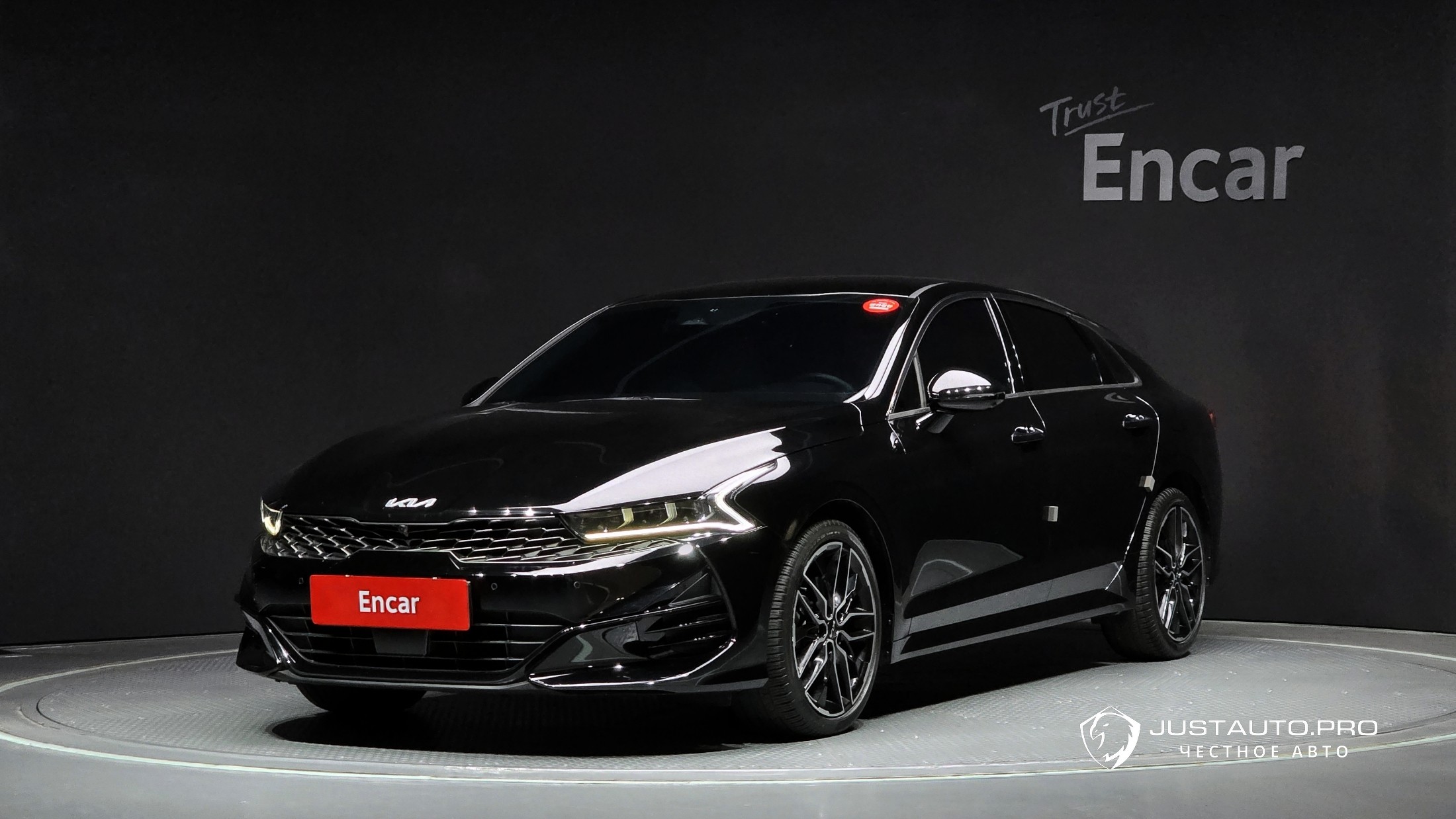 Автомобиль Kia K5