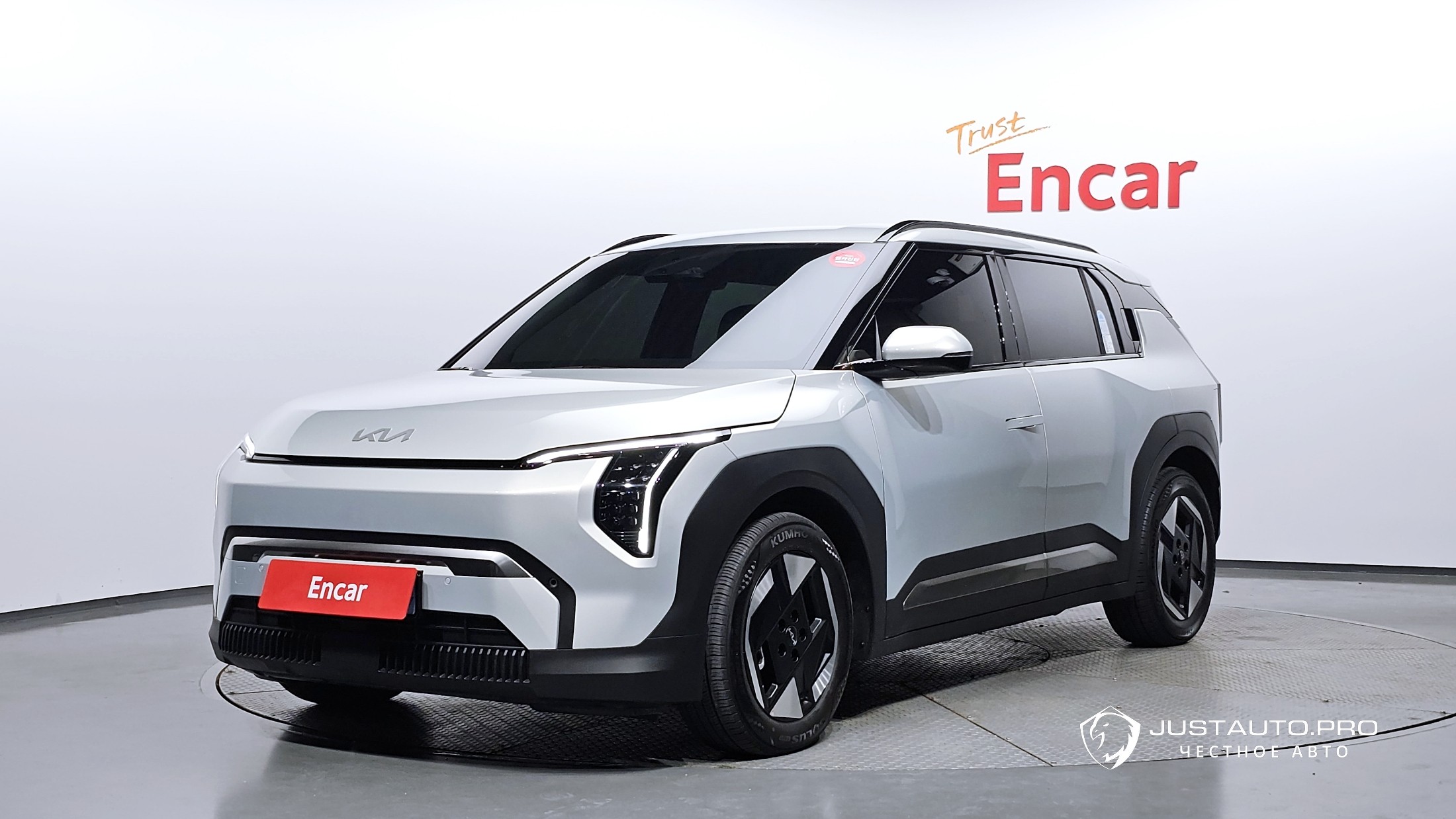 Автомобиль Kia EV3