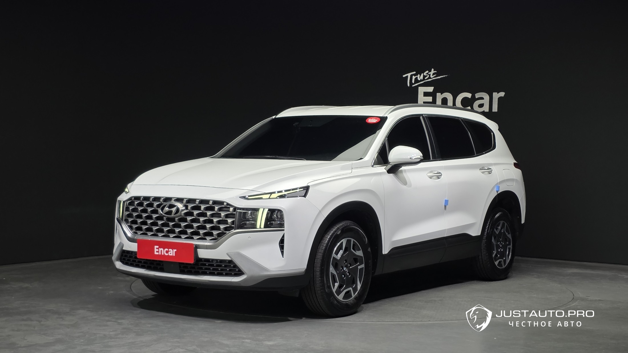 Автомобиль Hyundai Santafe