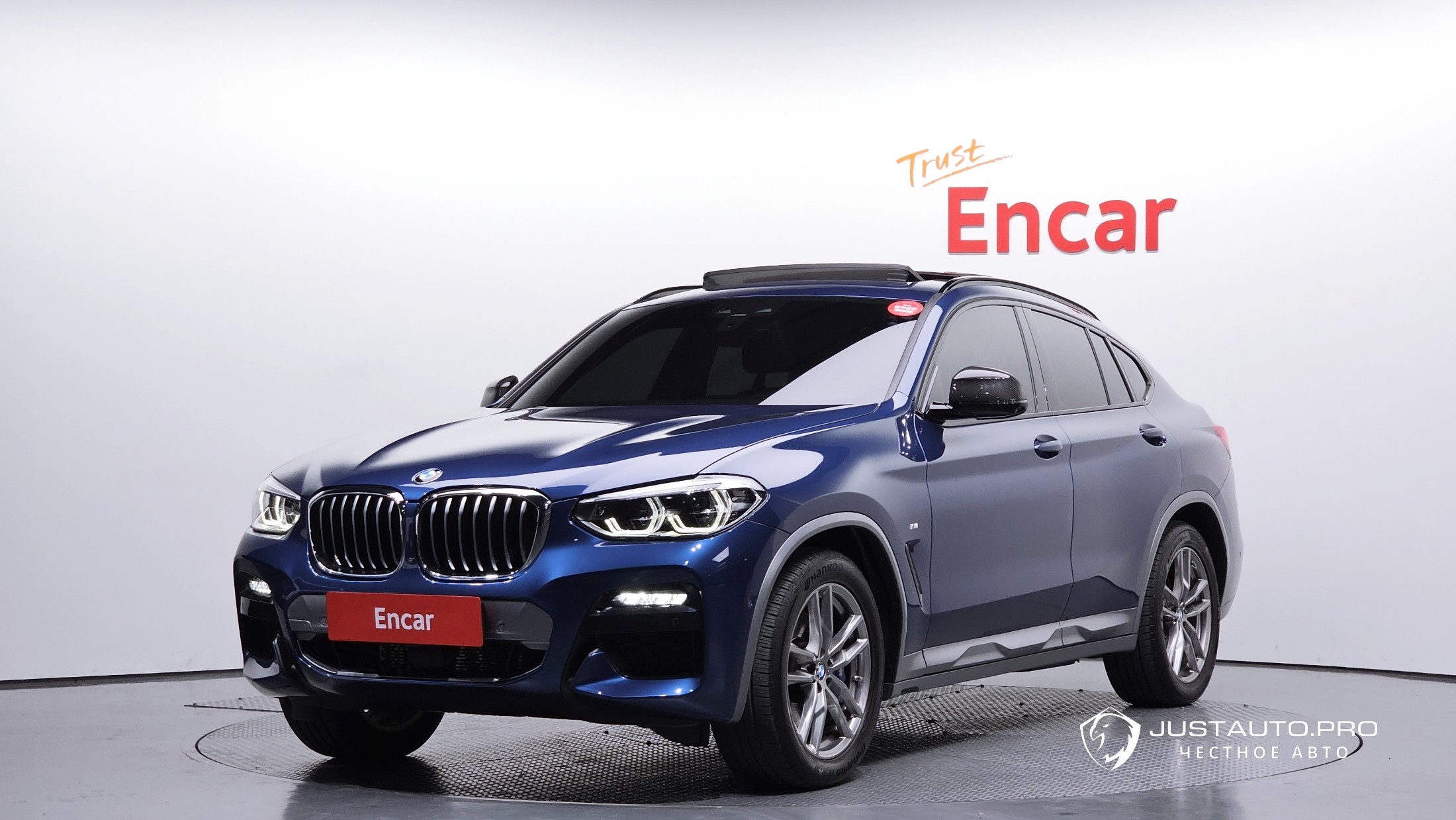 Автомобиль BMW X4