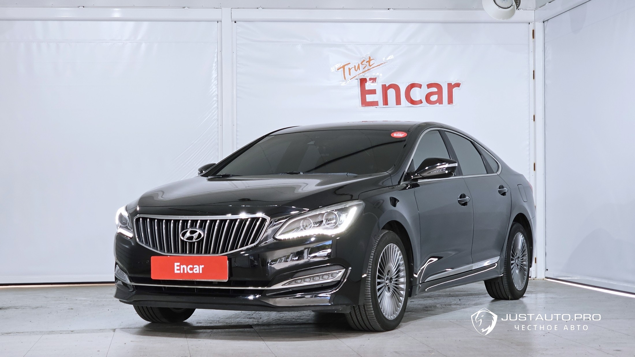 Автомобиль Hyundai Aslan