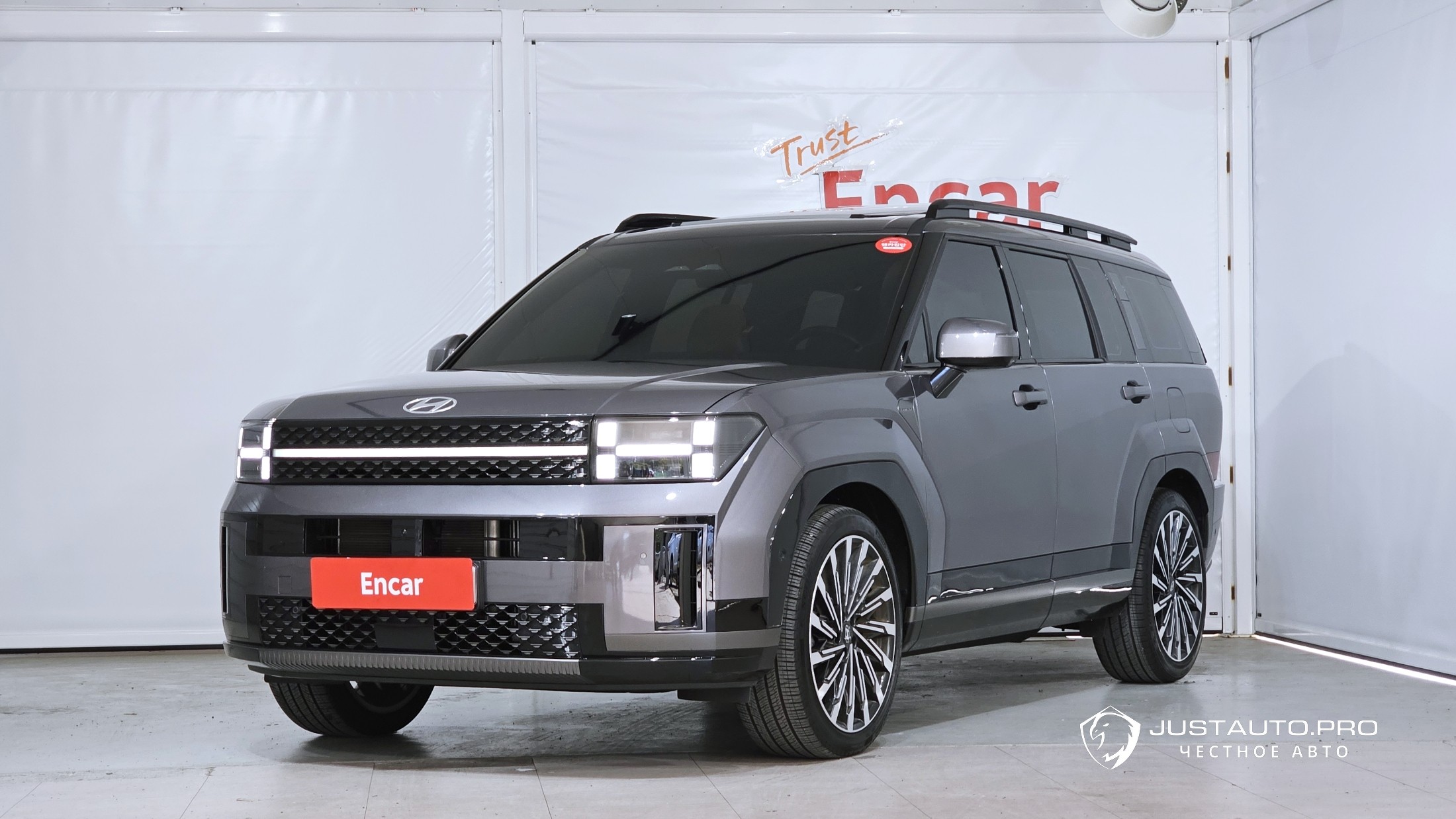 Автомобиль Hyundai Santafe