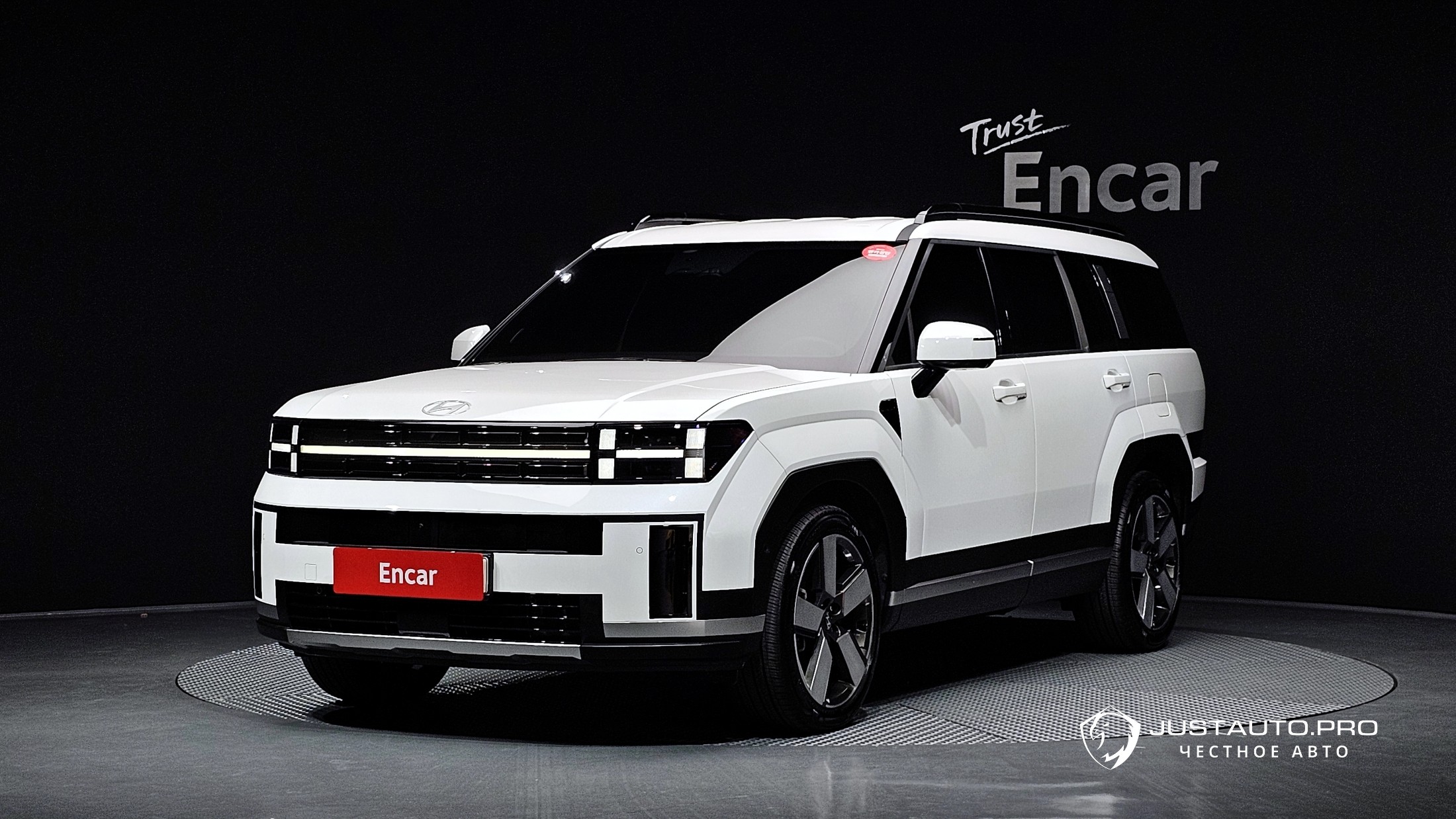 Автомобиль Hyundai Santafe