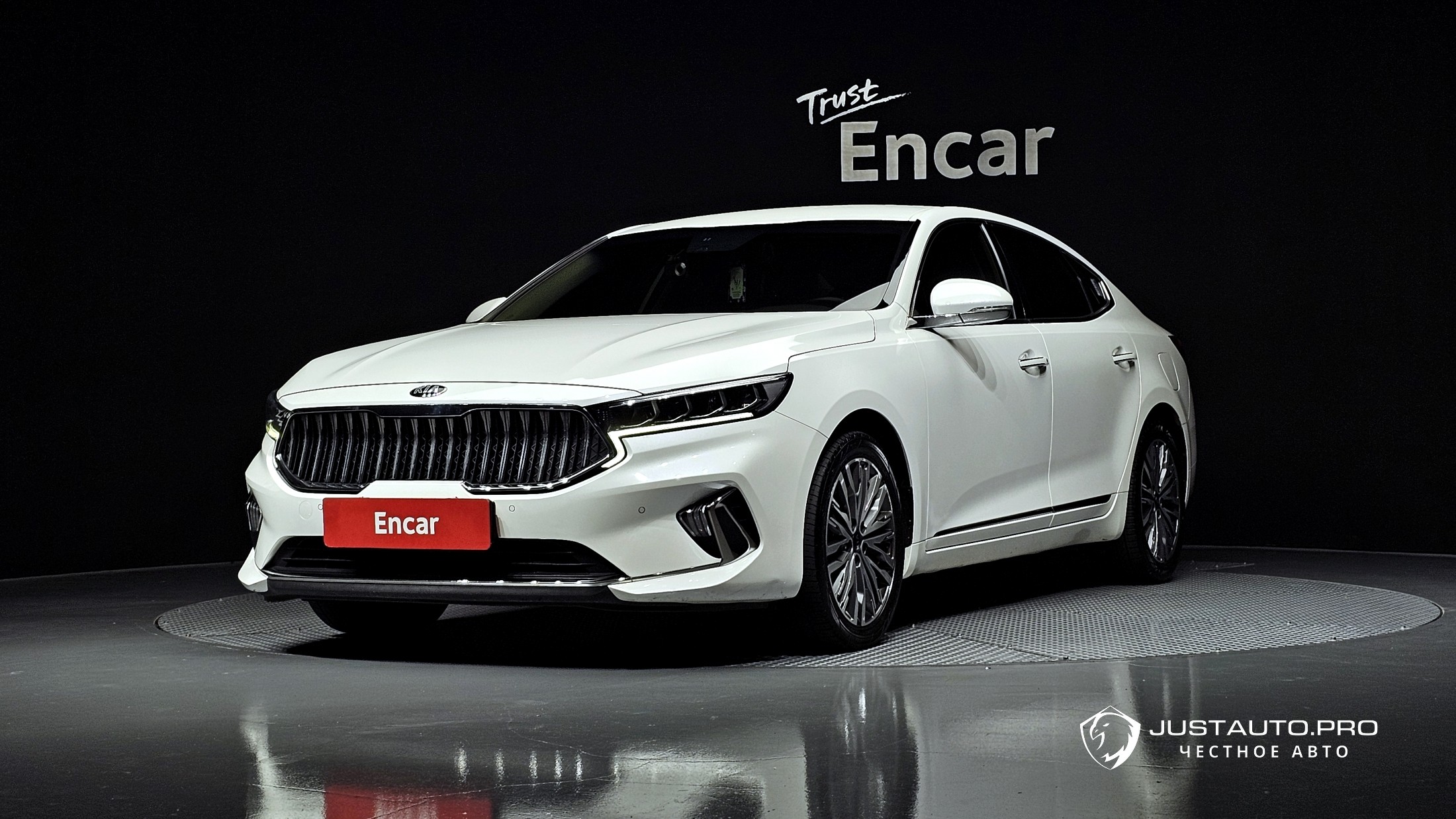 Автомобиль Kia K7