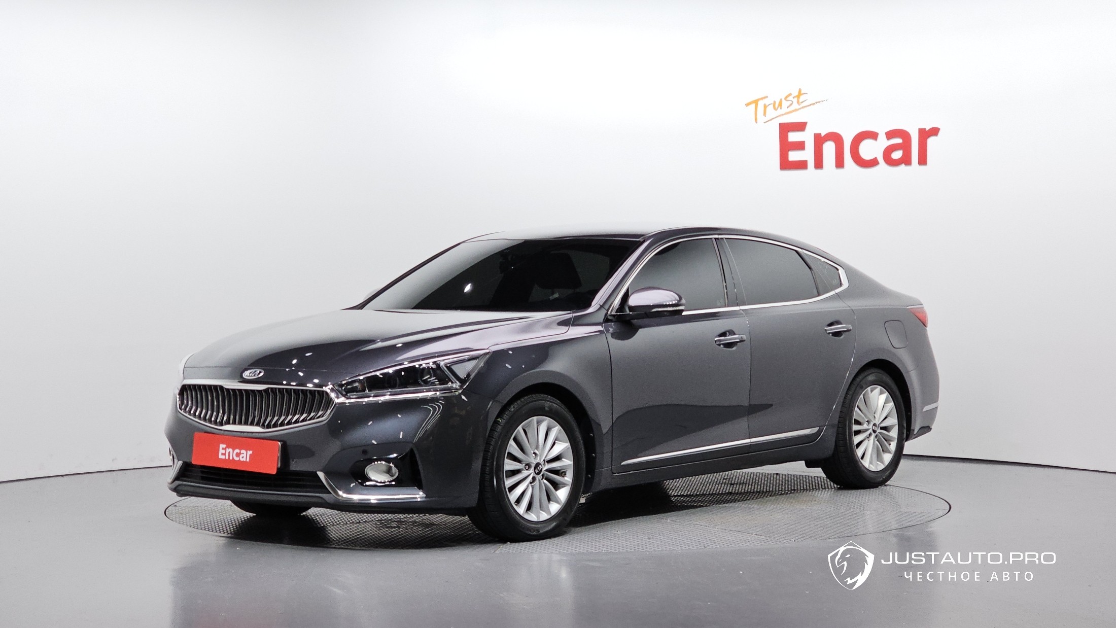 Автомобиль Kia K7