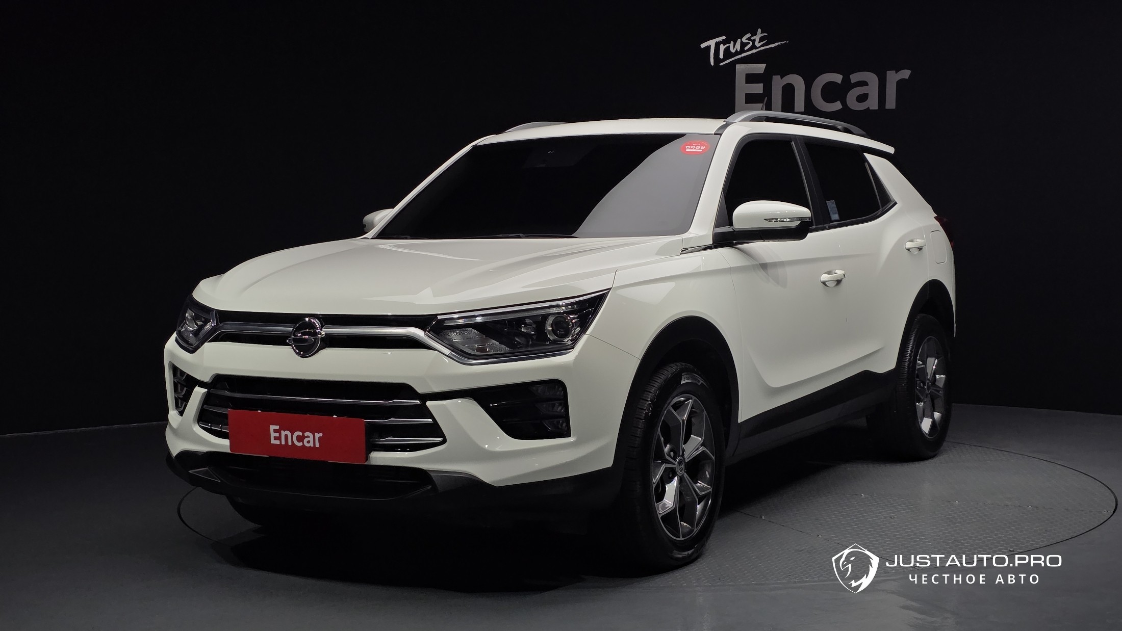 Автомобиль KG_Mobility_Ssangyong KORANDO