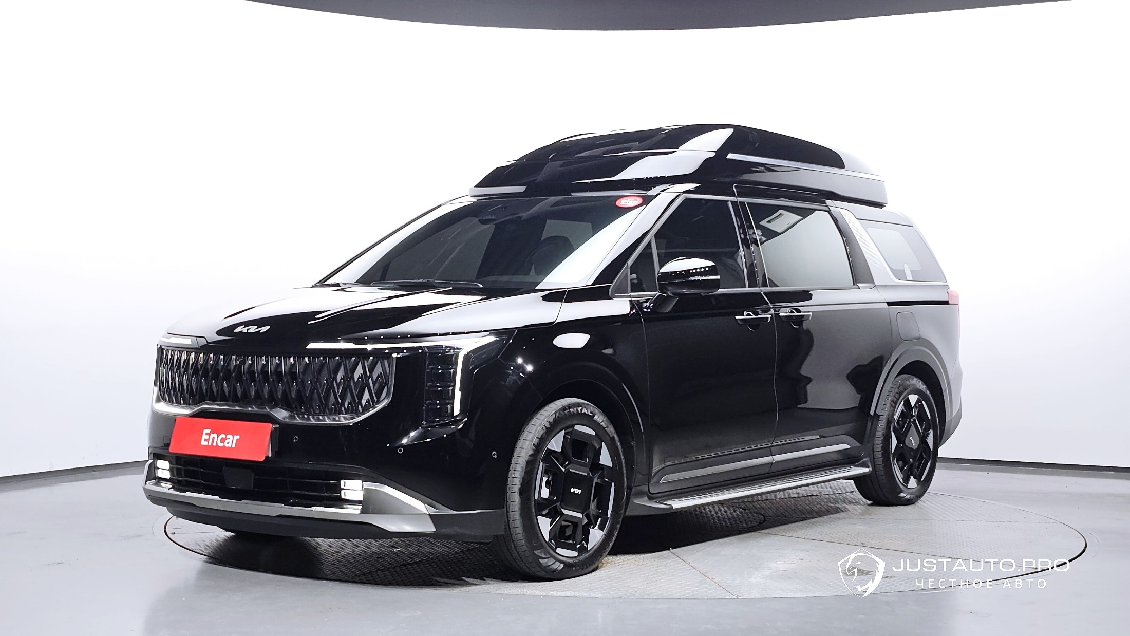 Автомобиль Kia Canival