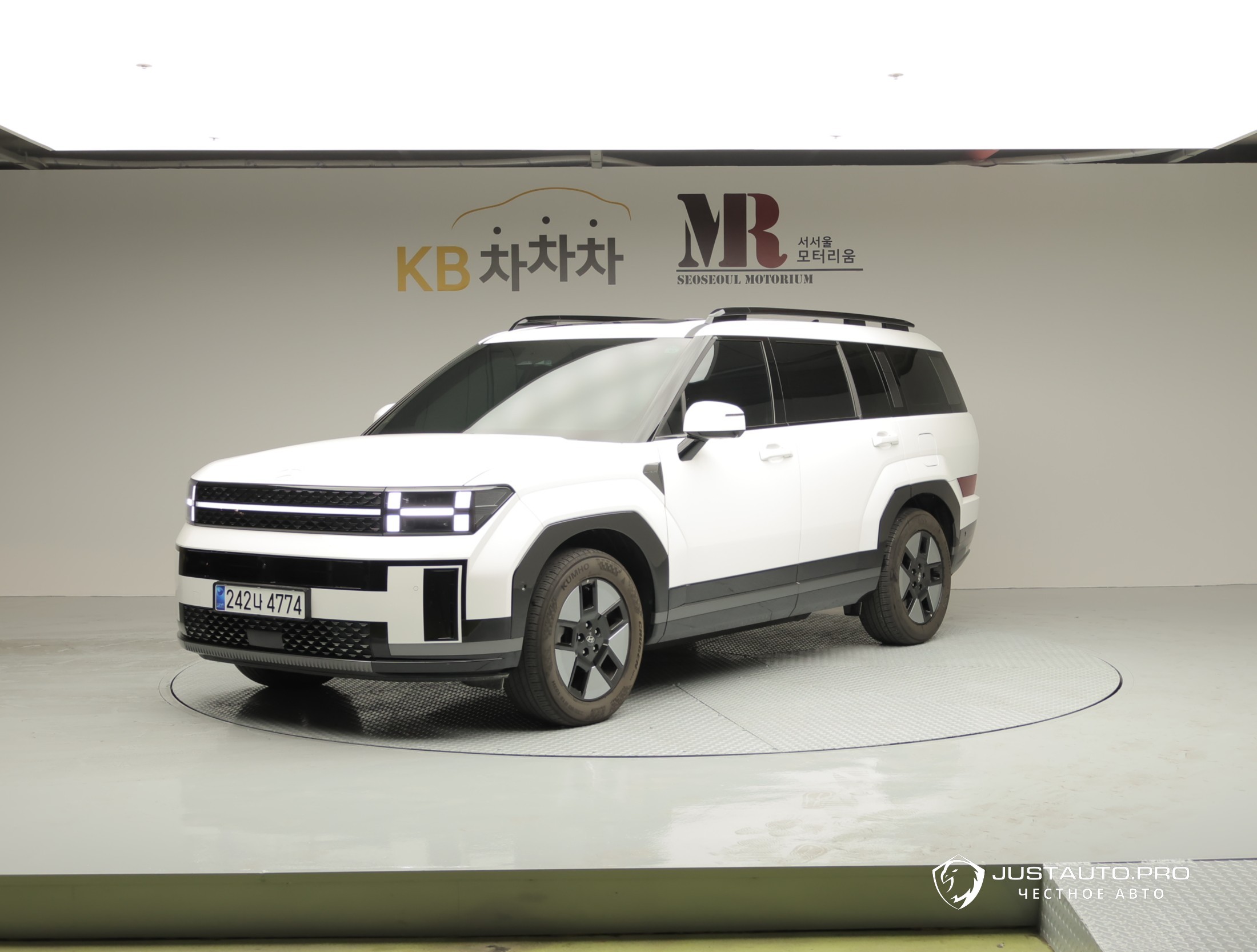 Автомобиль Hyundai Santafe