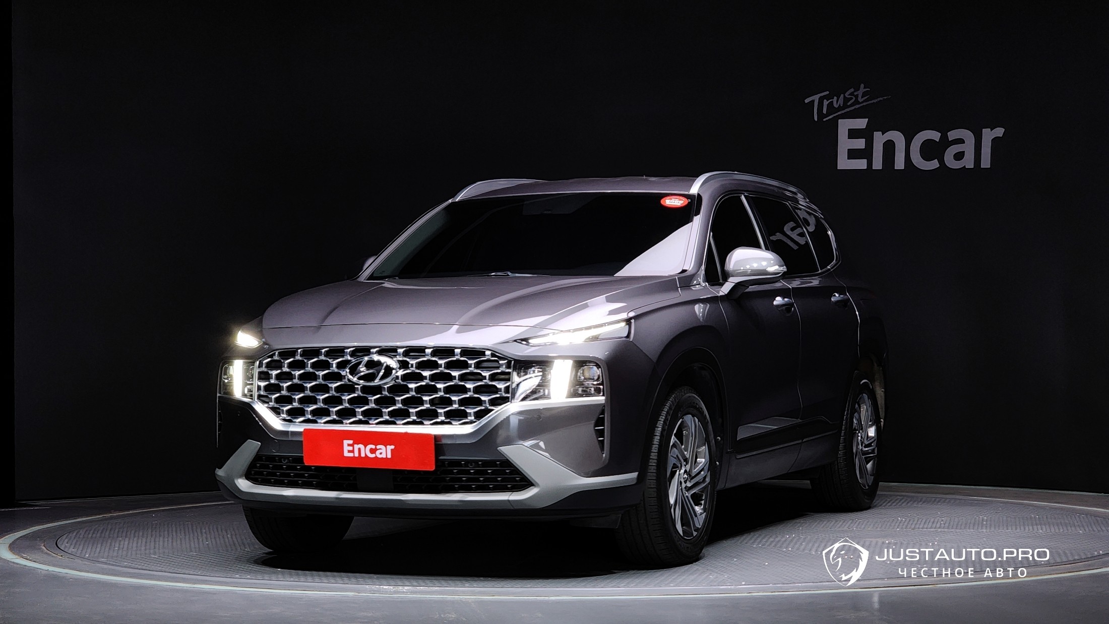 Автомобиль Hyundai Santafe