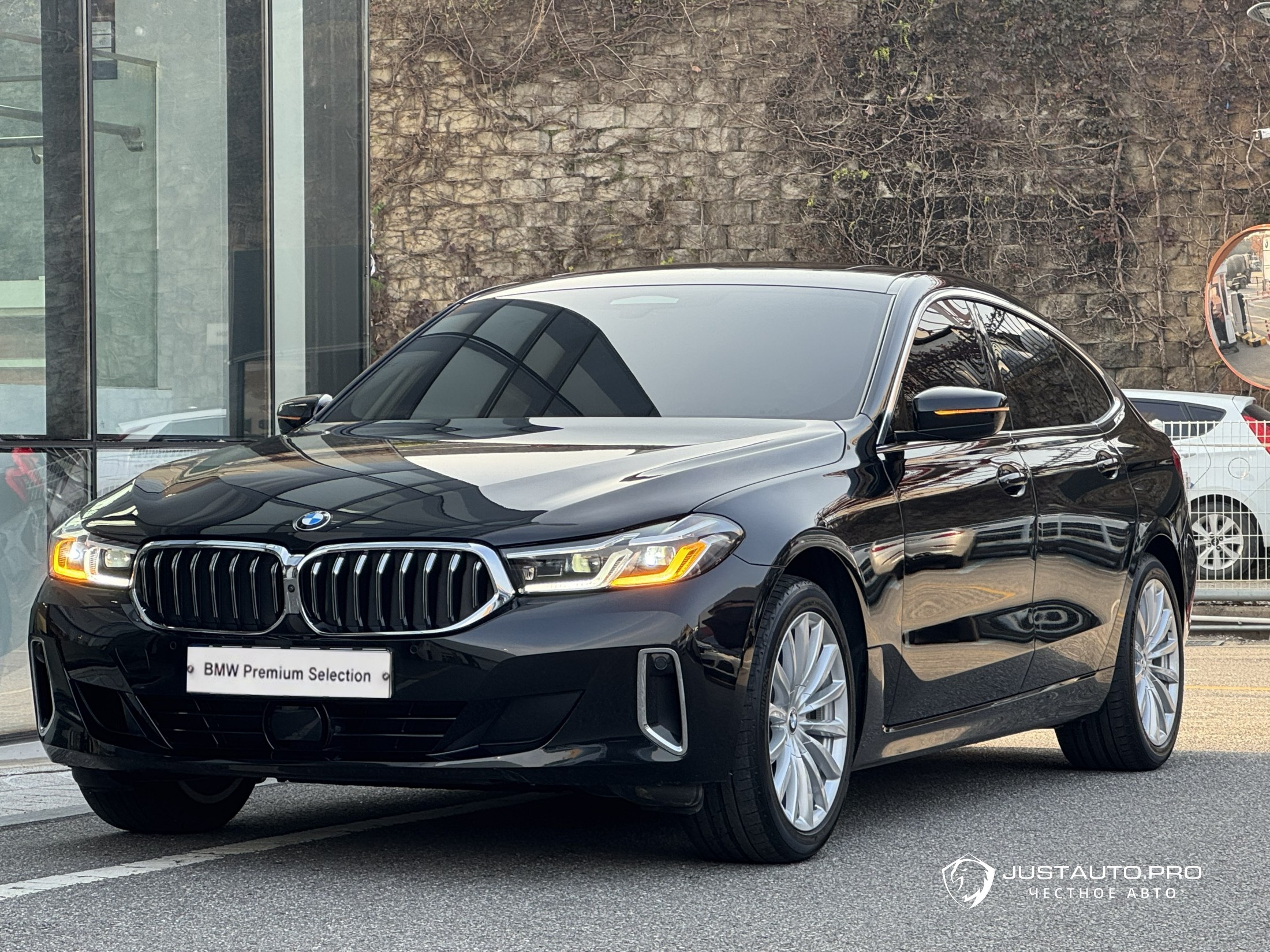 Автомобиль BMW Gran Turismo