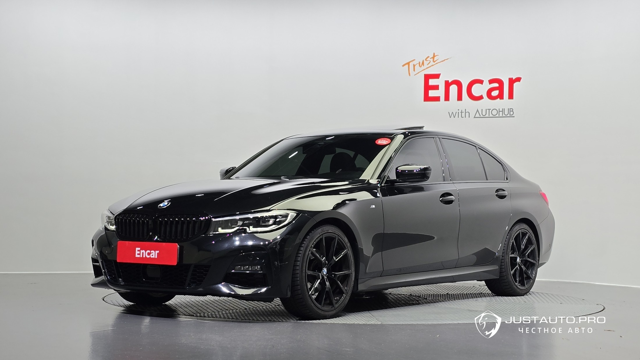 Автомобиль BMW 3-Series