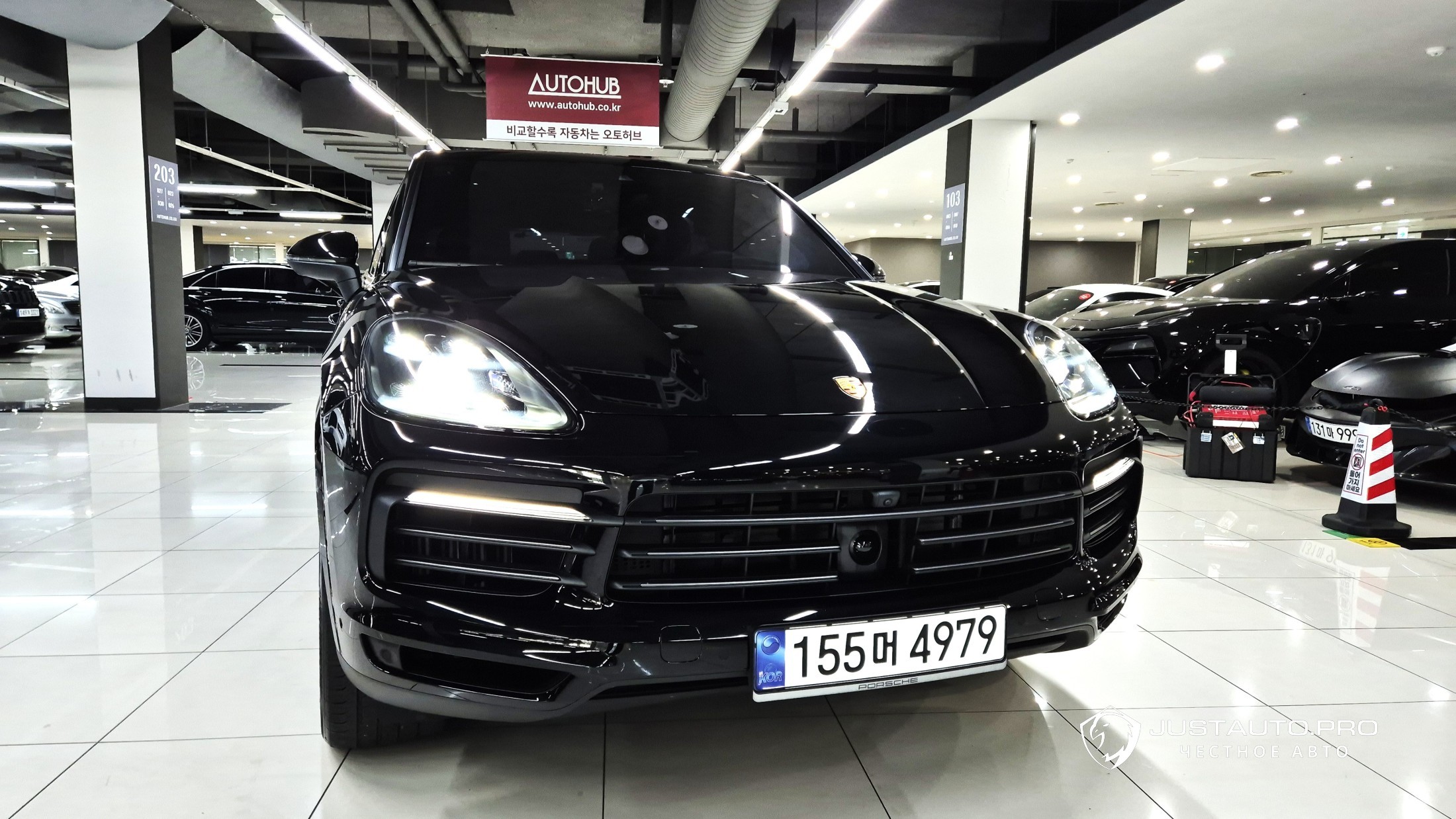 Автомобиль Porsche Cayenne