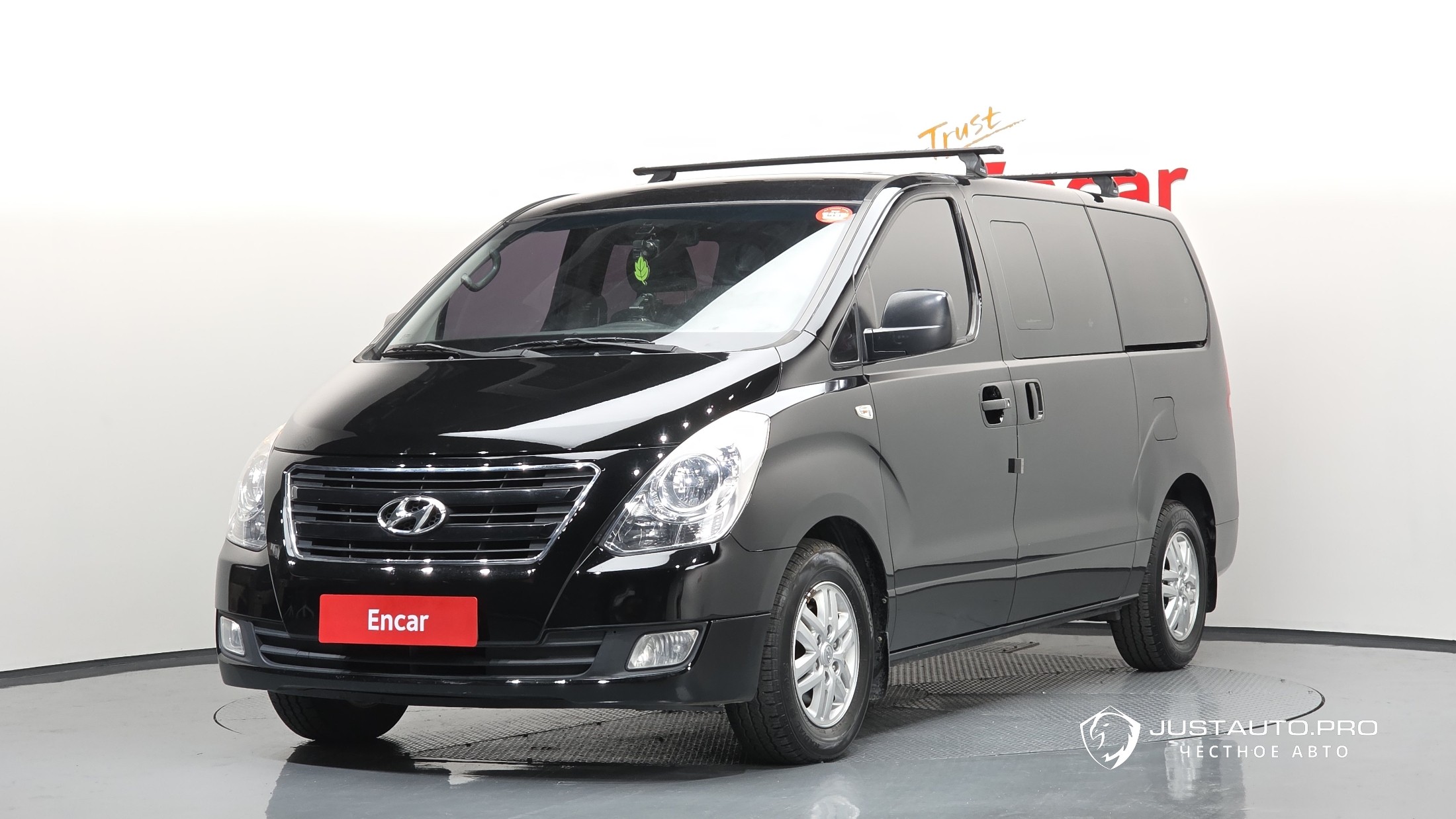 Автомобиль Hyundai Starex