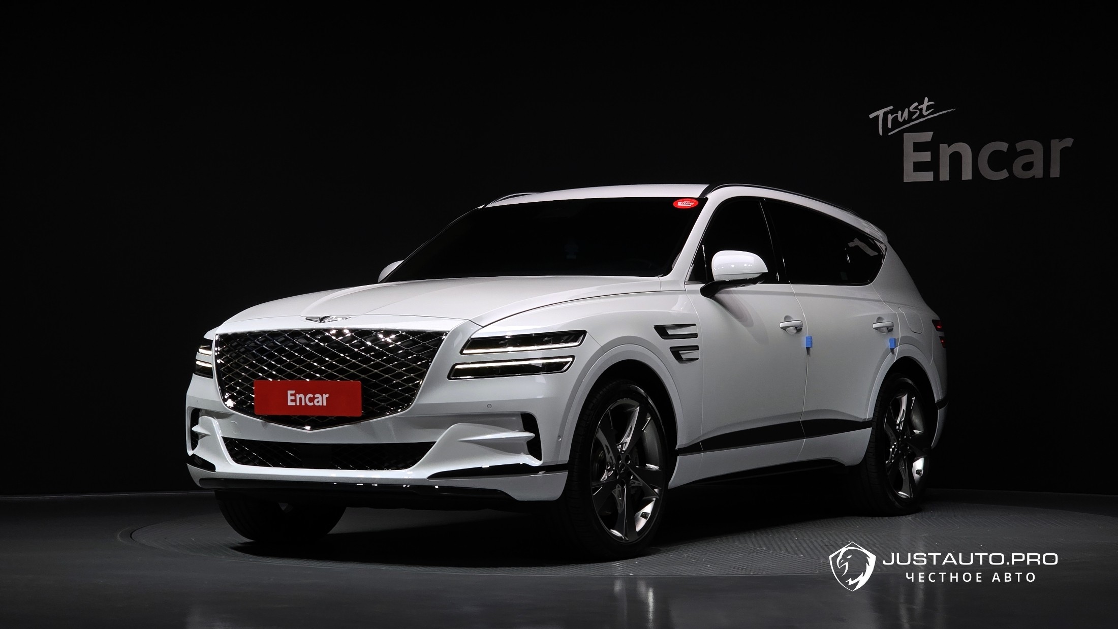 Автомобиль Genesis GV80